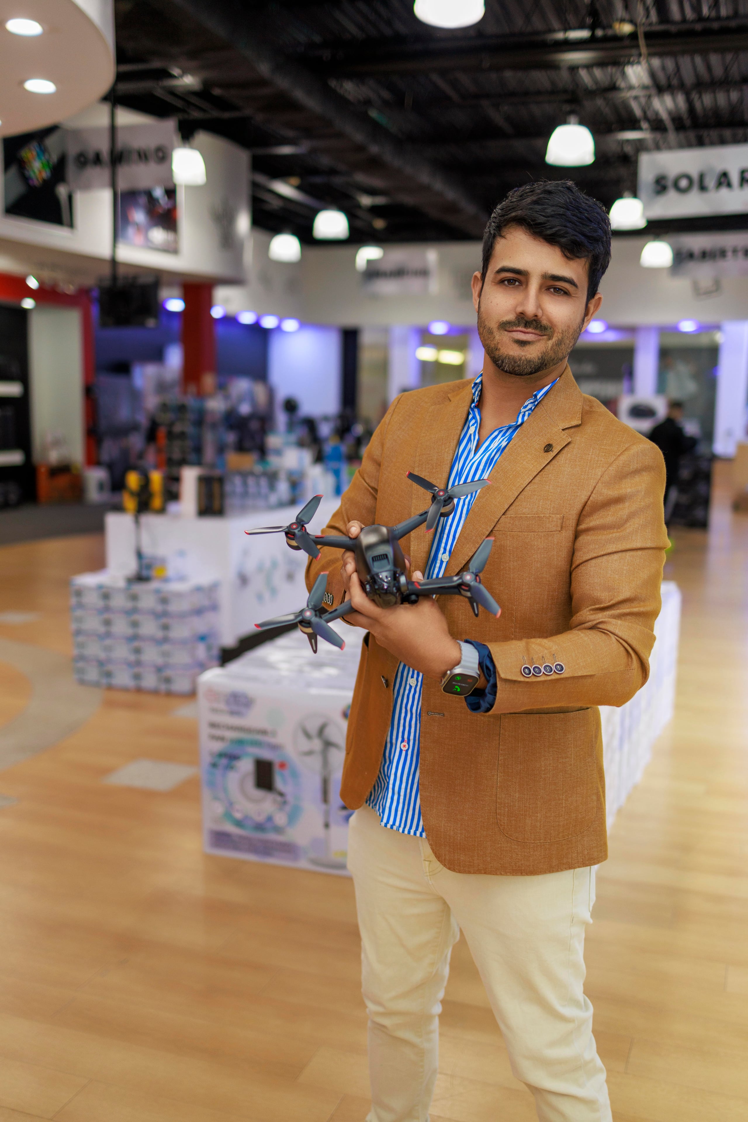 Jumil Cabán, de Dr. Tech