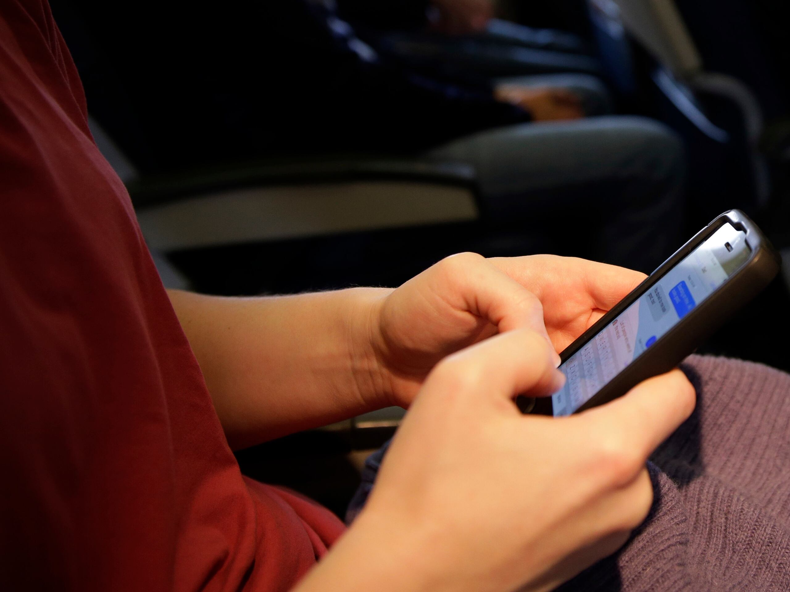 Personal del CIC de San Juan investiga. (AP Photo/Matt Slocum)