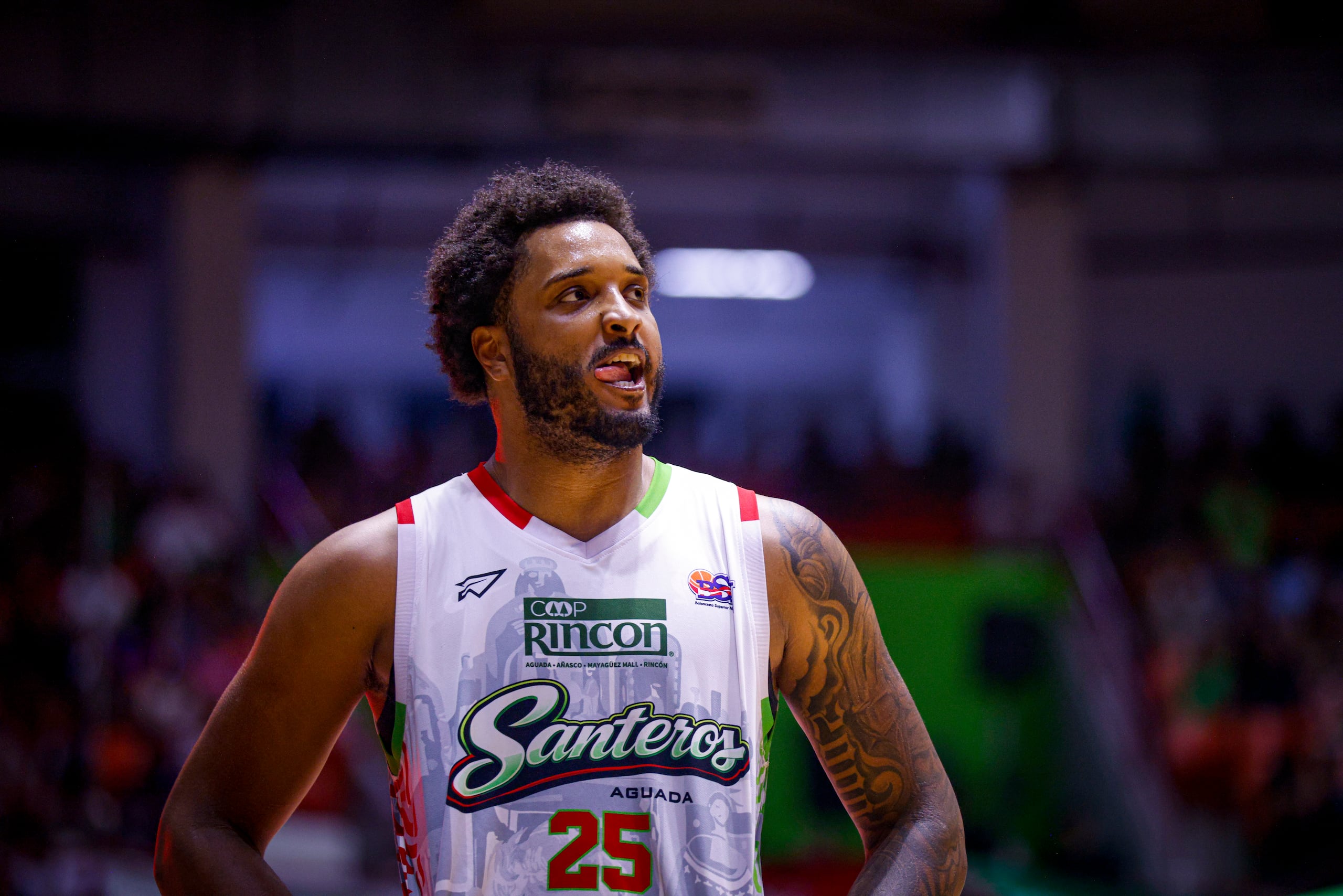 Joel Soriano firmó un doble-doble de 21 puntos y 10 rebotes en el segundo juego de la final del BSN, pero falló seis de sus nueve intentos desde la línea del tiro libre.