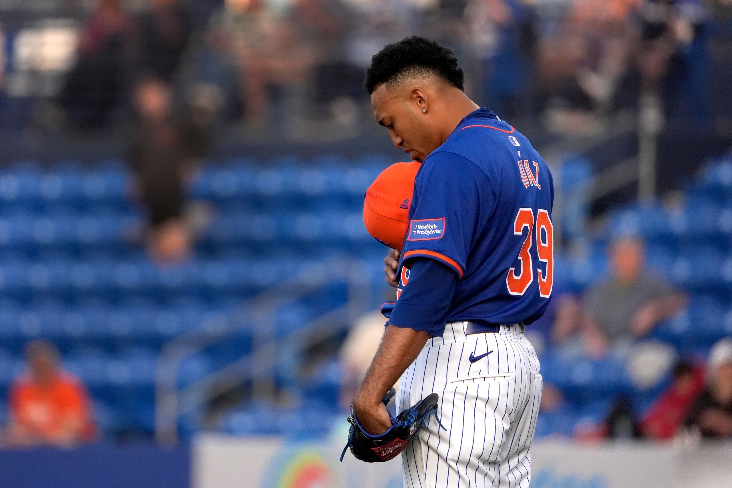 El viernes podría ocurrir la primera aparición de Edwin 'Sugar' Díaz en la loma de los suspiros.