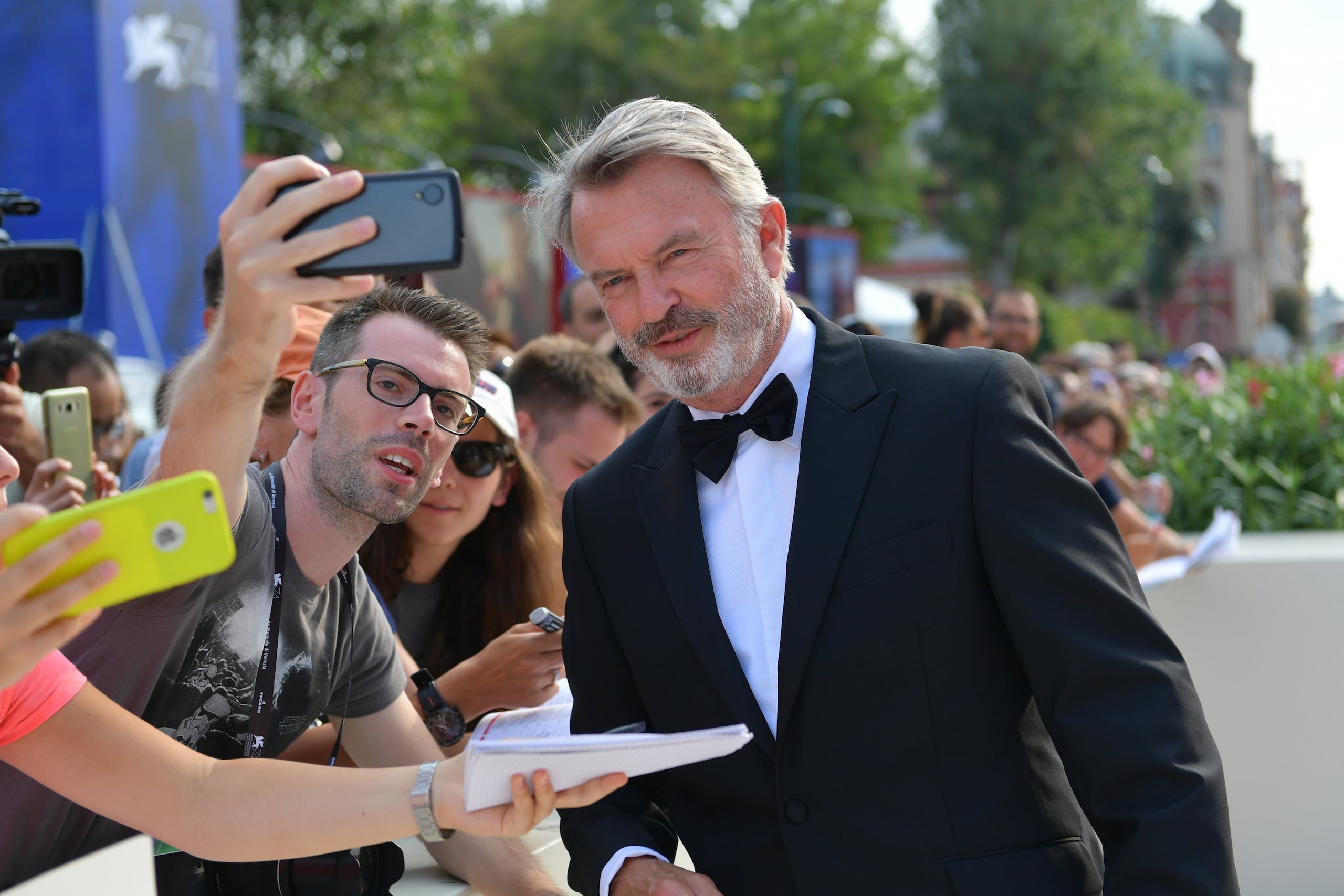 Sam Neill hizo público su diagnóstico en 2023, cuando fue detectado con linfoma angioinmunoblástico de células T.