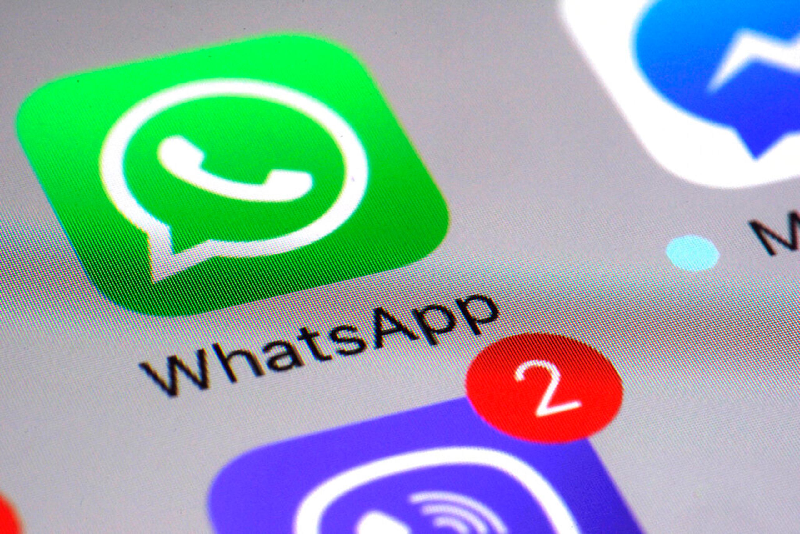 Cuando WhatsApp deja de ser compatible con una versión de un sistema operativo, los usuarios pierden beneficios como actualizaciones, correcciones del sistema y soporte técnico en general, lo que compromete el funcionamiento de la aplicación en el dispositivo.