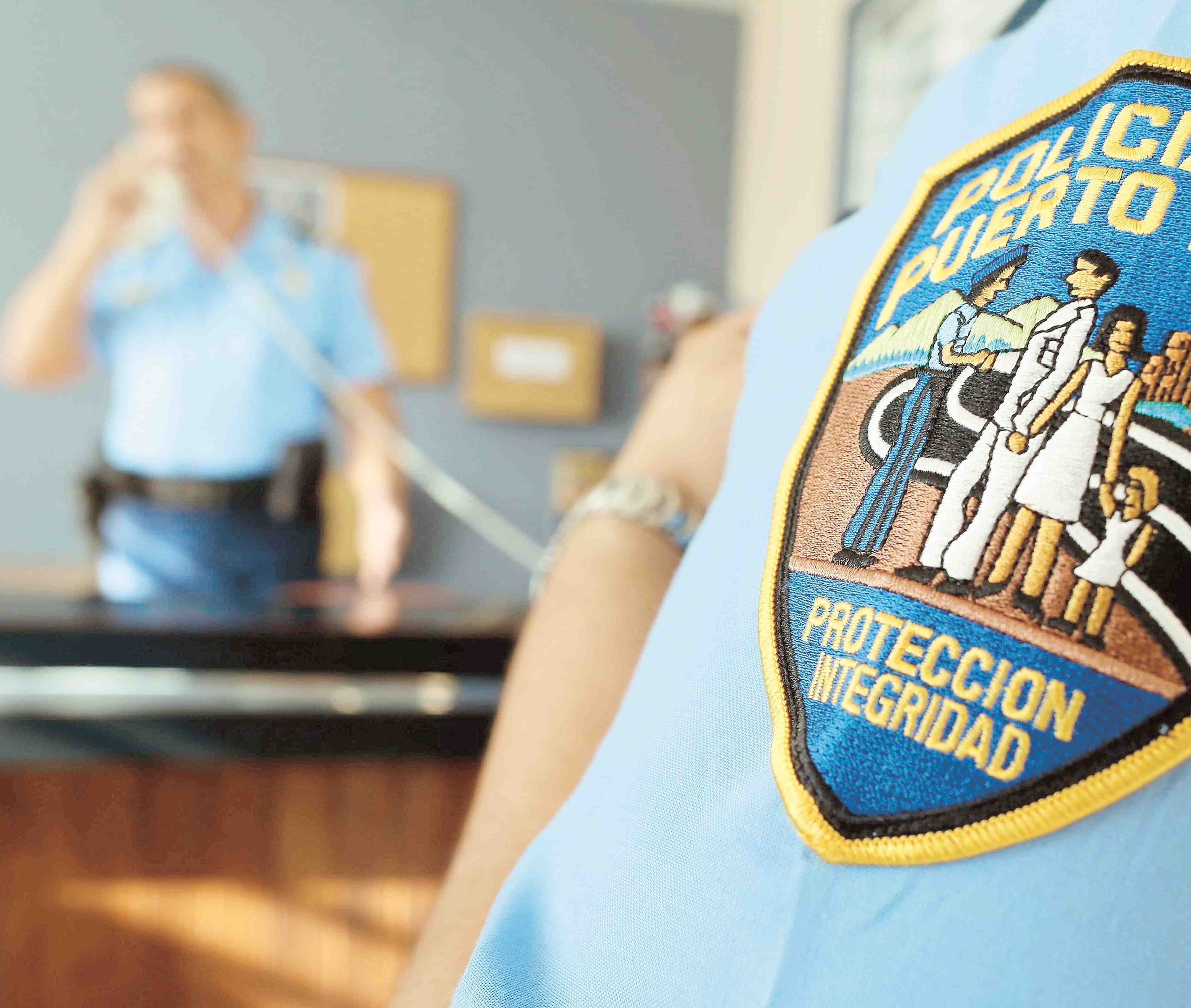 La Policía investiga los dos robos reportados en Cayey y Aguadilla.