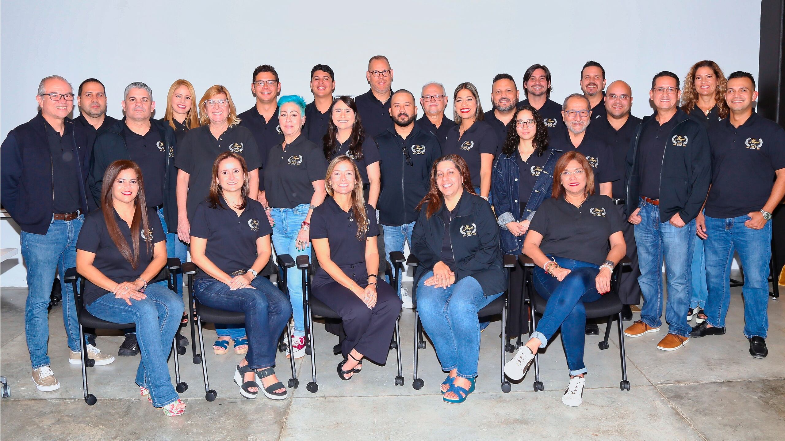 El equipo de expertos de De Angel & Compañía CPA, LLC se mantiene en constante formación, asegurando un servicio de vanguardia.