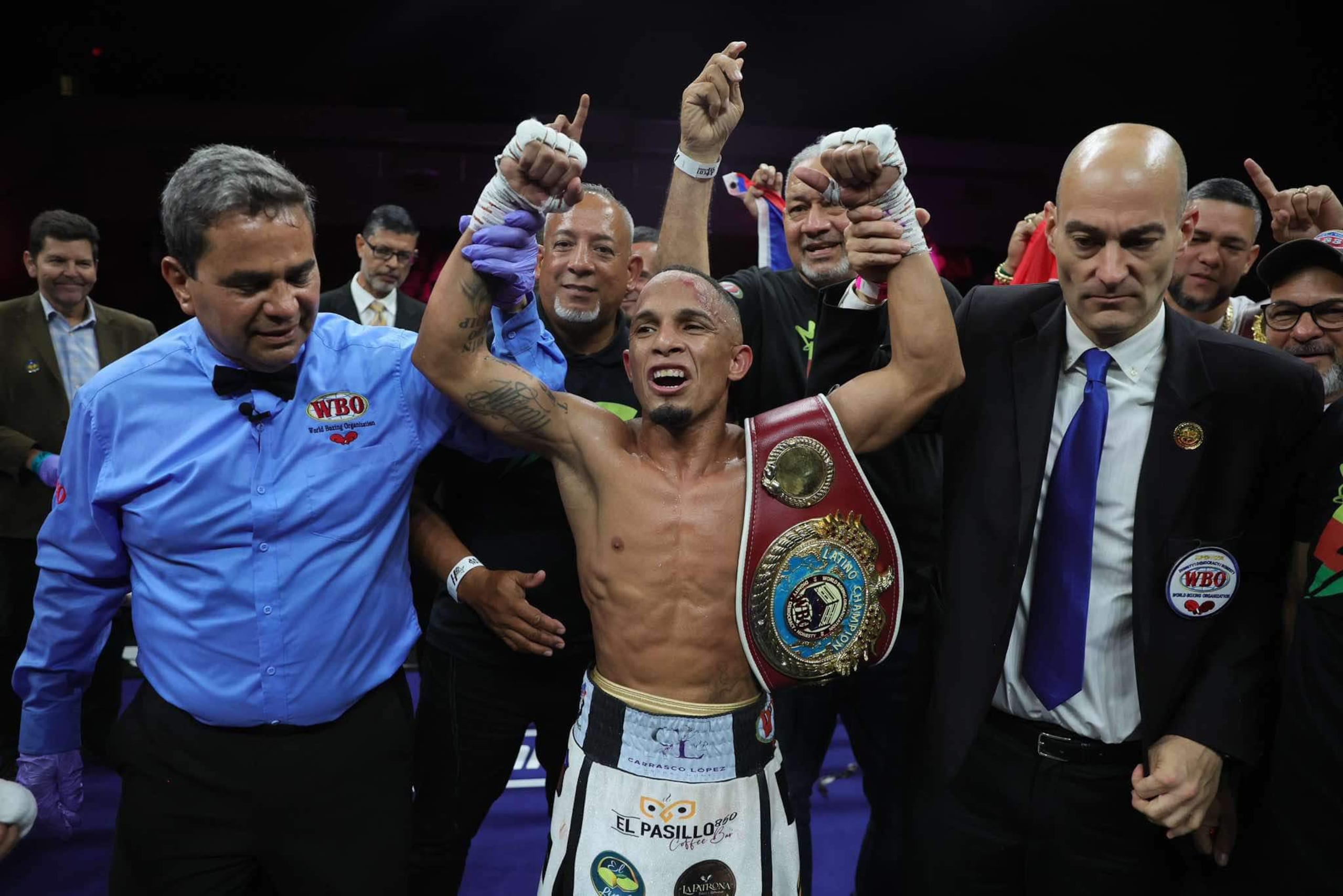 René Santiago es el nuevo campeón.