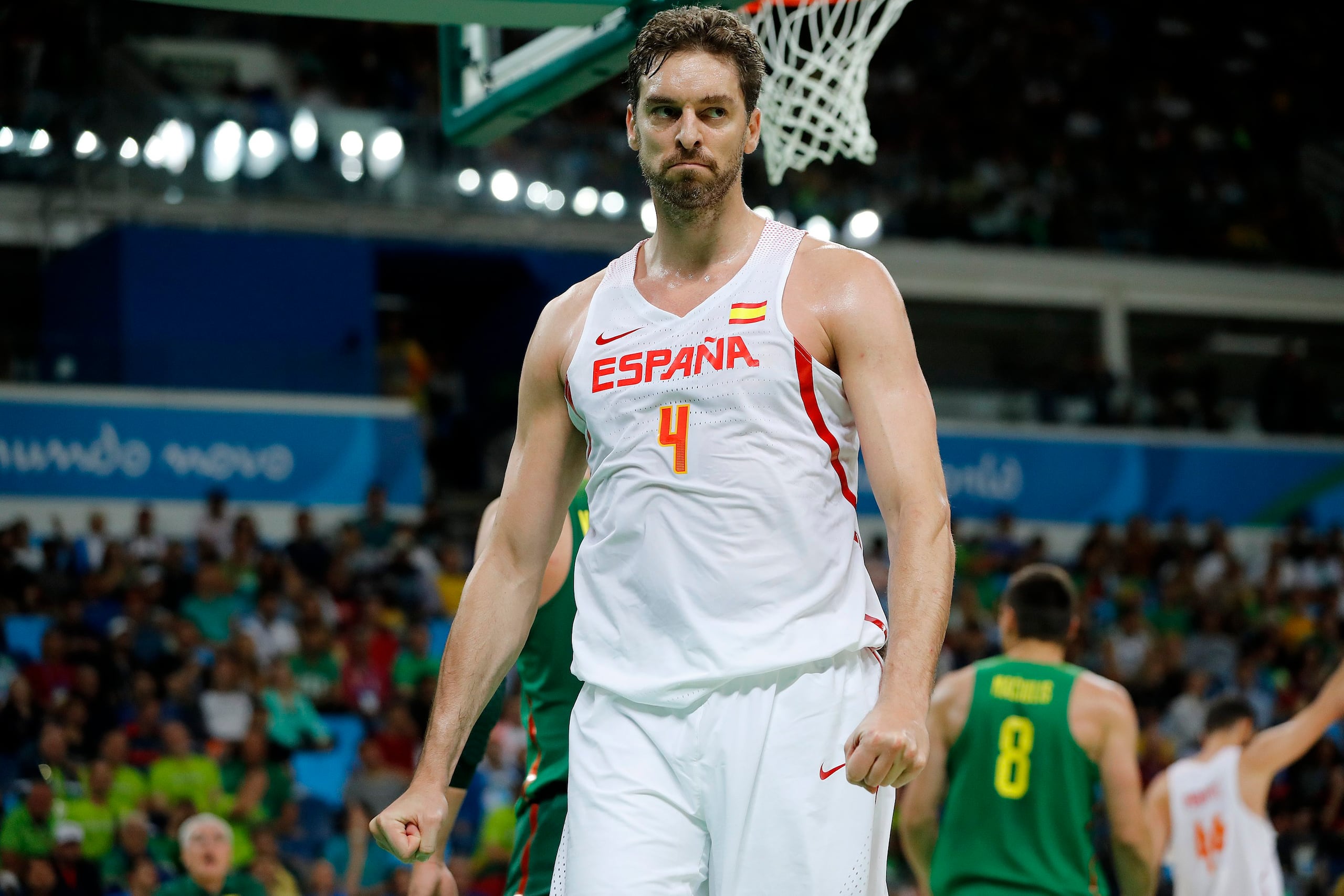 Pau Gasol jugó en cinco Olimpiadas con España y ganó un campeonato mundial.