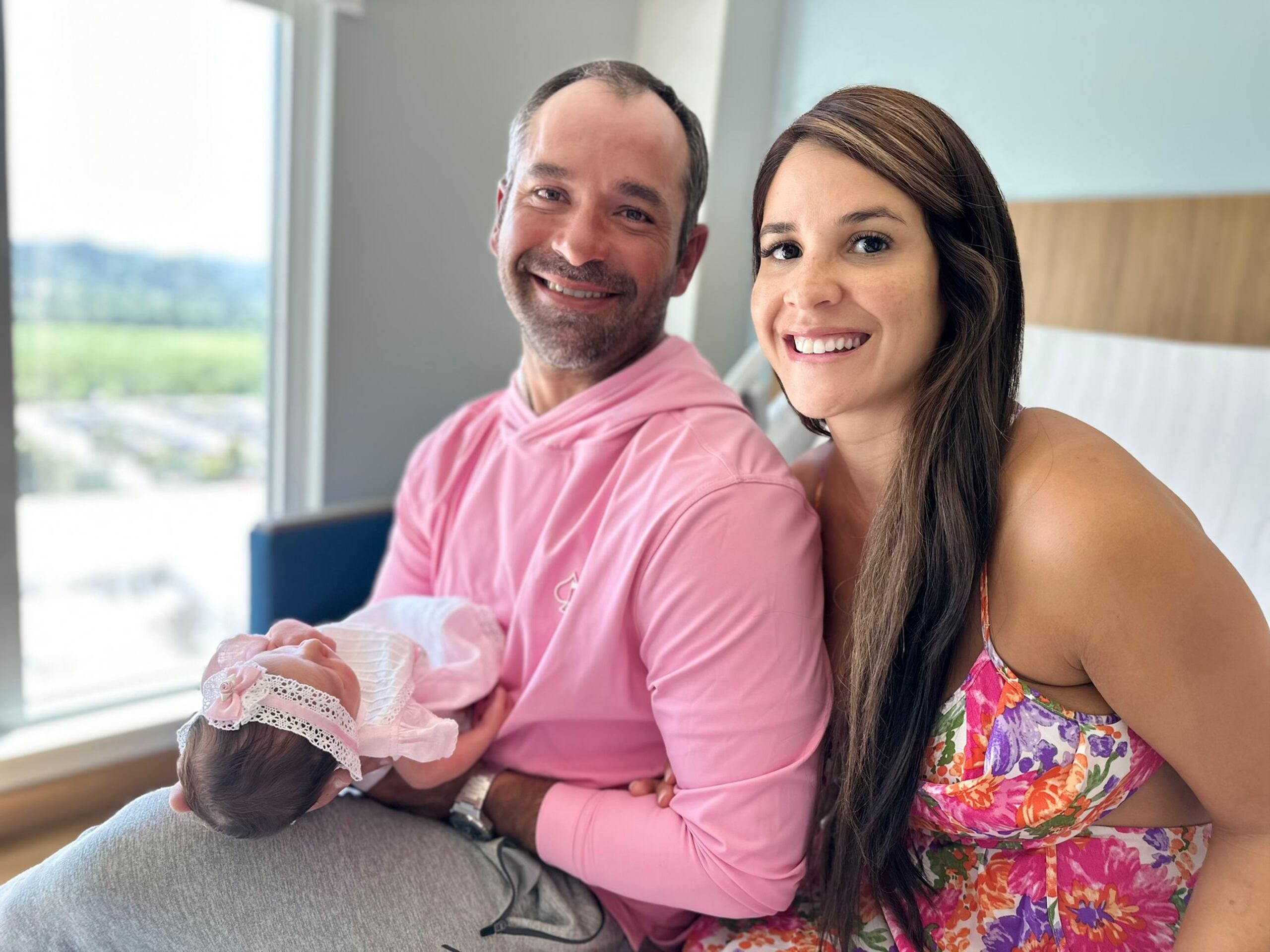 El golfista puertorriqueño Rafael “Rafa” Campos y su esposa, Stephanie Casanova, anunciaron el nacimiento de su primera hija.