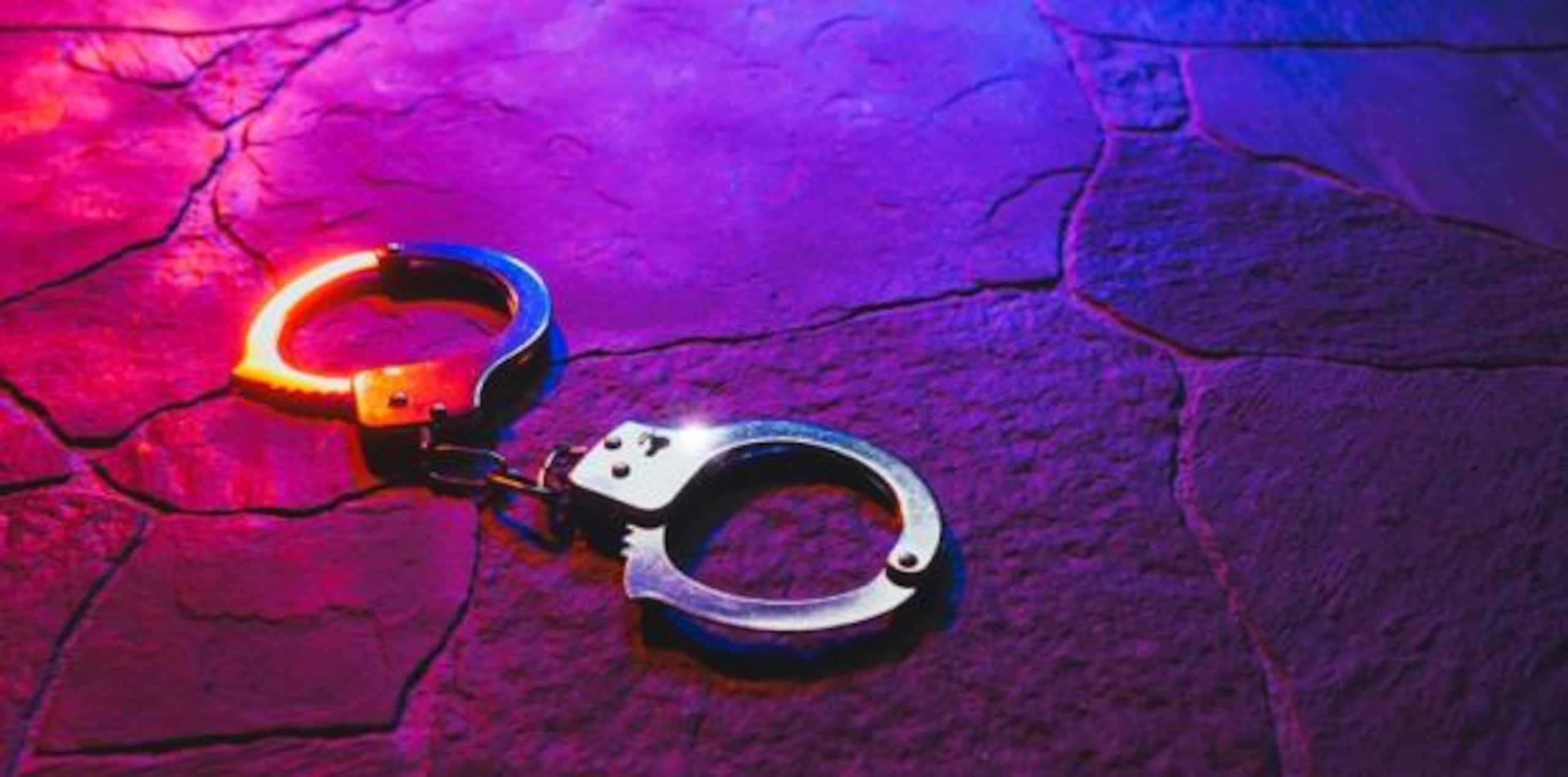 El detenido tenía la licencia expirada desde el 2016 y suspendida hasta el 2020 por manejar en estado de embriaguez en un caso previo. (Archivo)