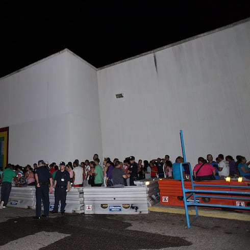 FOTOS : Así eran las filas para la Venta del Madrugador antes