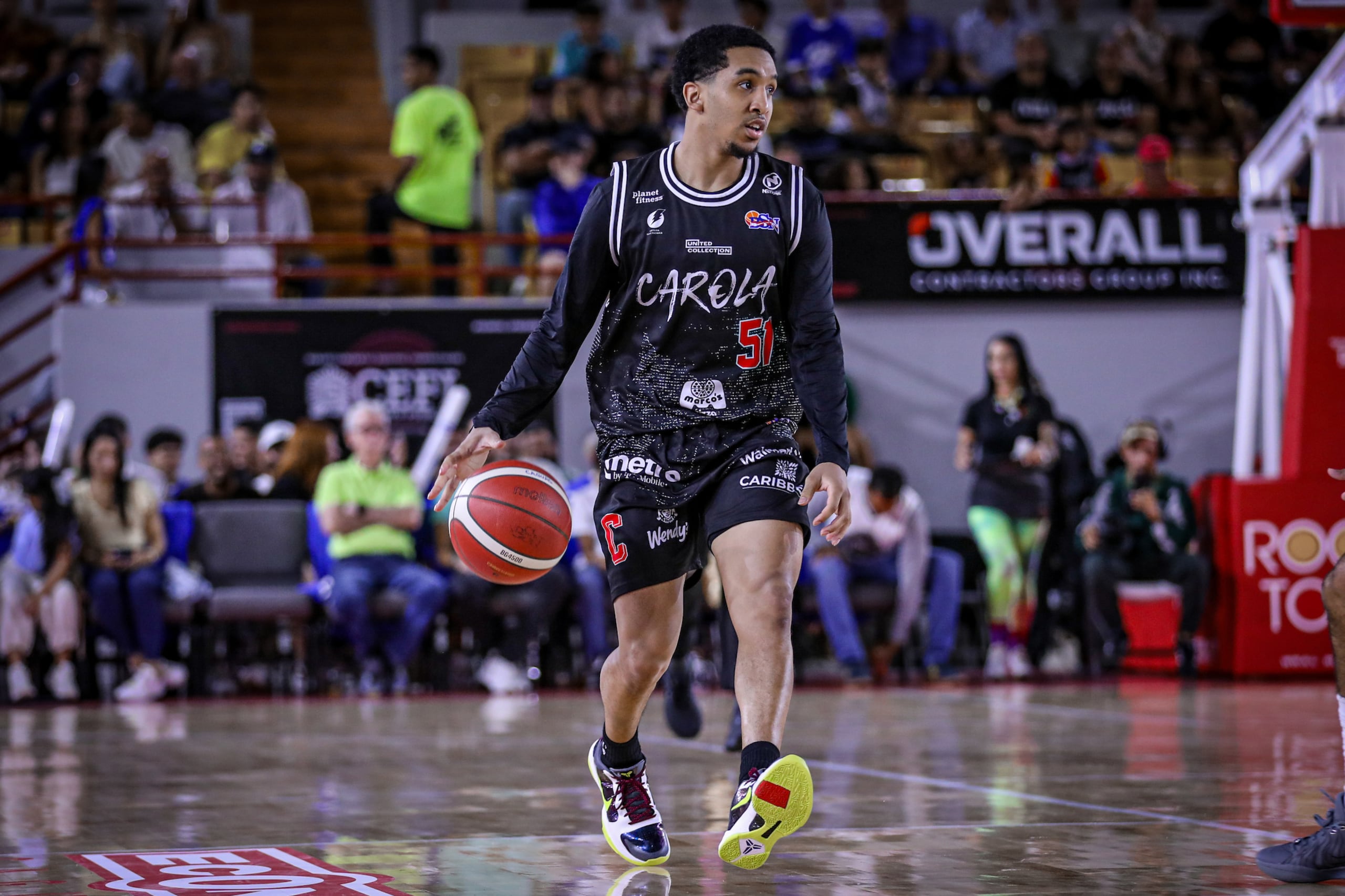 Tremont Waters acumula un promedio de 13.3 puntos y 6.3 asistencias en siete partidos.