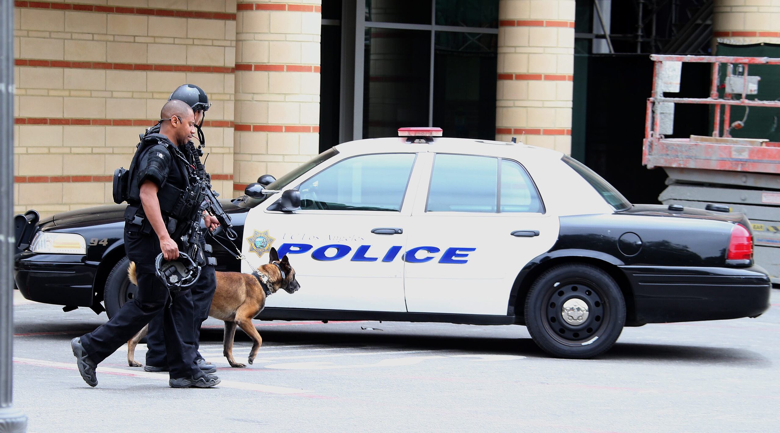 La Comisión de Policía de Los Ángeles determinó en 2022 que solo el primer disparo del agente fue justificado, pero no los otros dos.