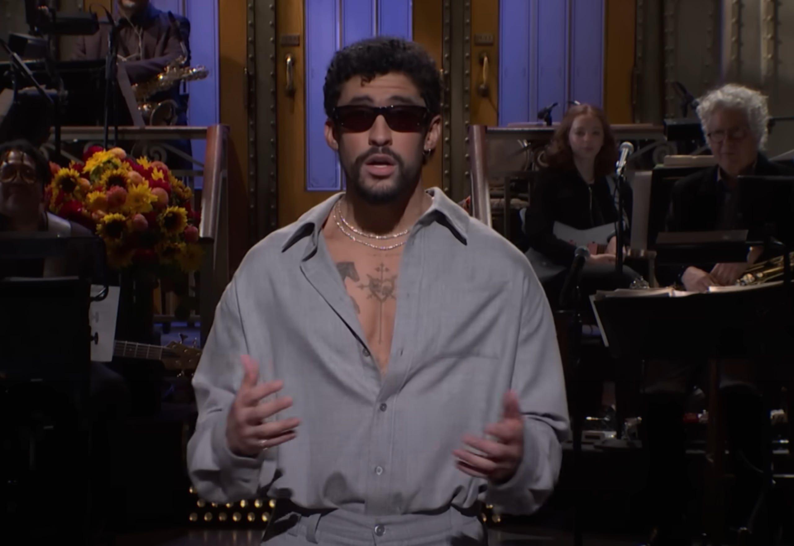 Bad Bunny fue el anfitrión del programa SNL desde Nueva York. (Captura)