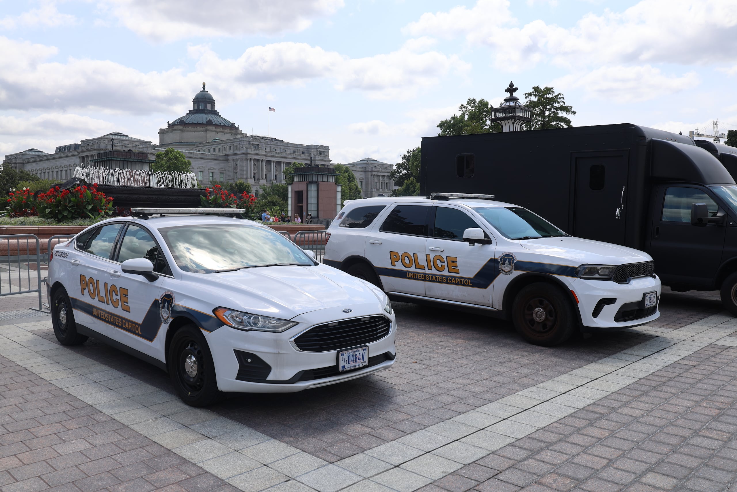 Debido al incidente, las autoridades cerraron temporalmente un tramo de la Avenida Maryland, en las inmediaciones del Monumento a Garfield.