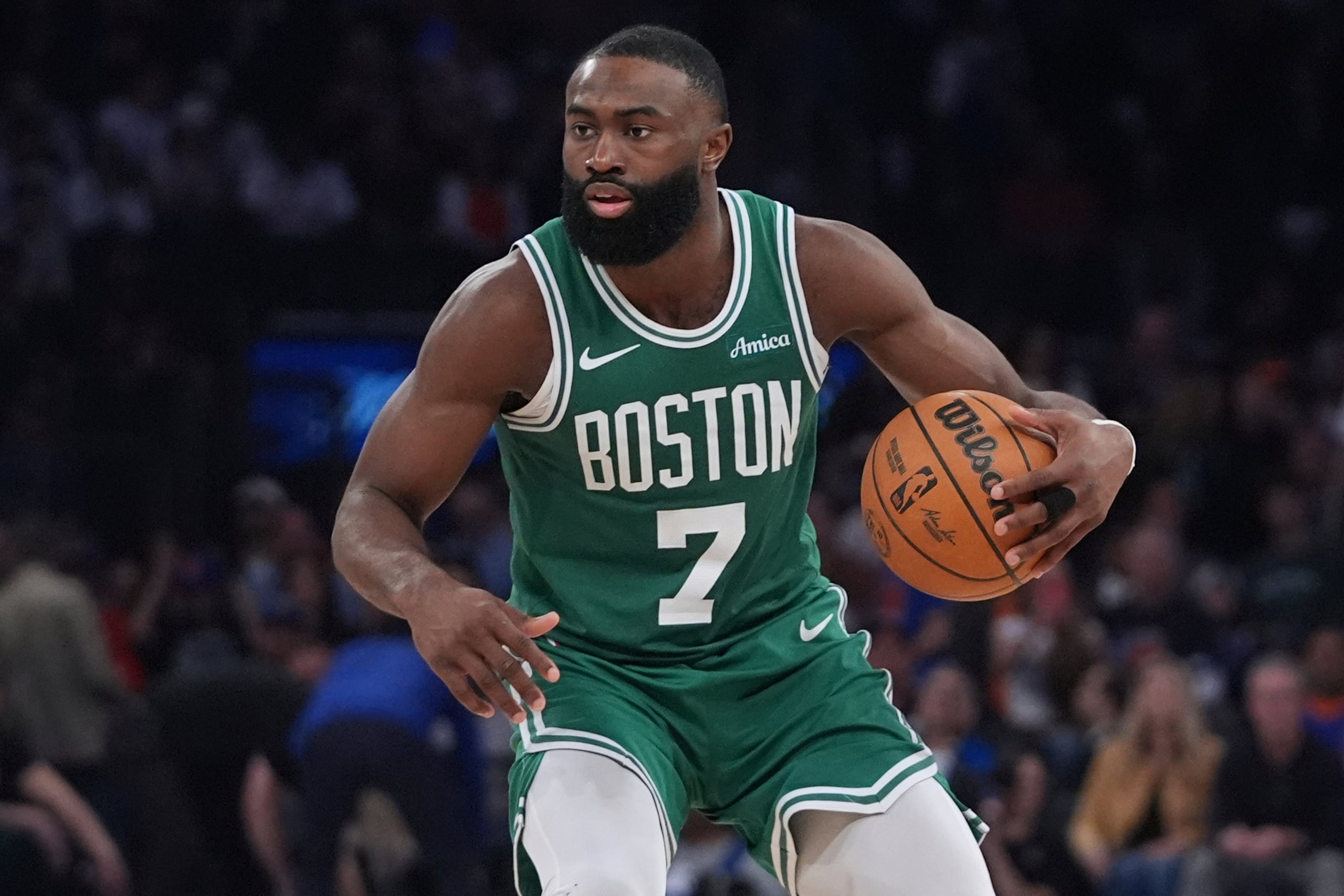 Jaylen Brown, de los Celtics de Boston, durante la segunda mitad del sexto juego de las semifinales de la Conferencia Este de la NBA contra los Knicks de Nueva York.