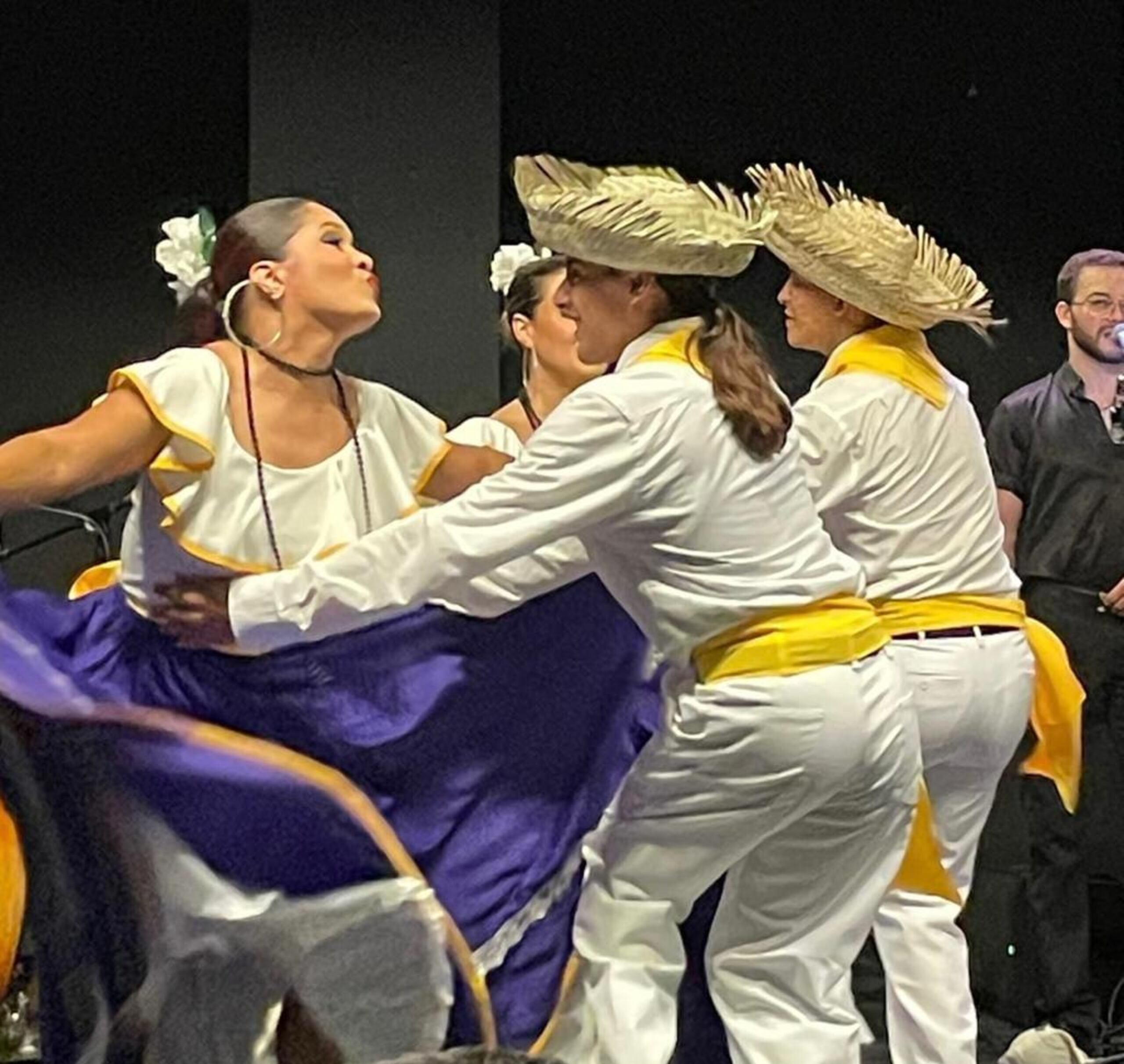 Rumbayé Ballet Folclórico serán los encargados de darle vida a esta producción teatral.