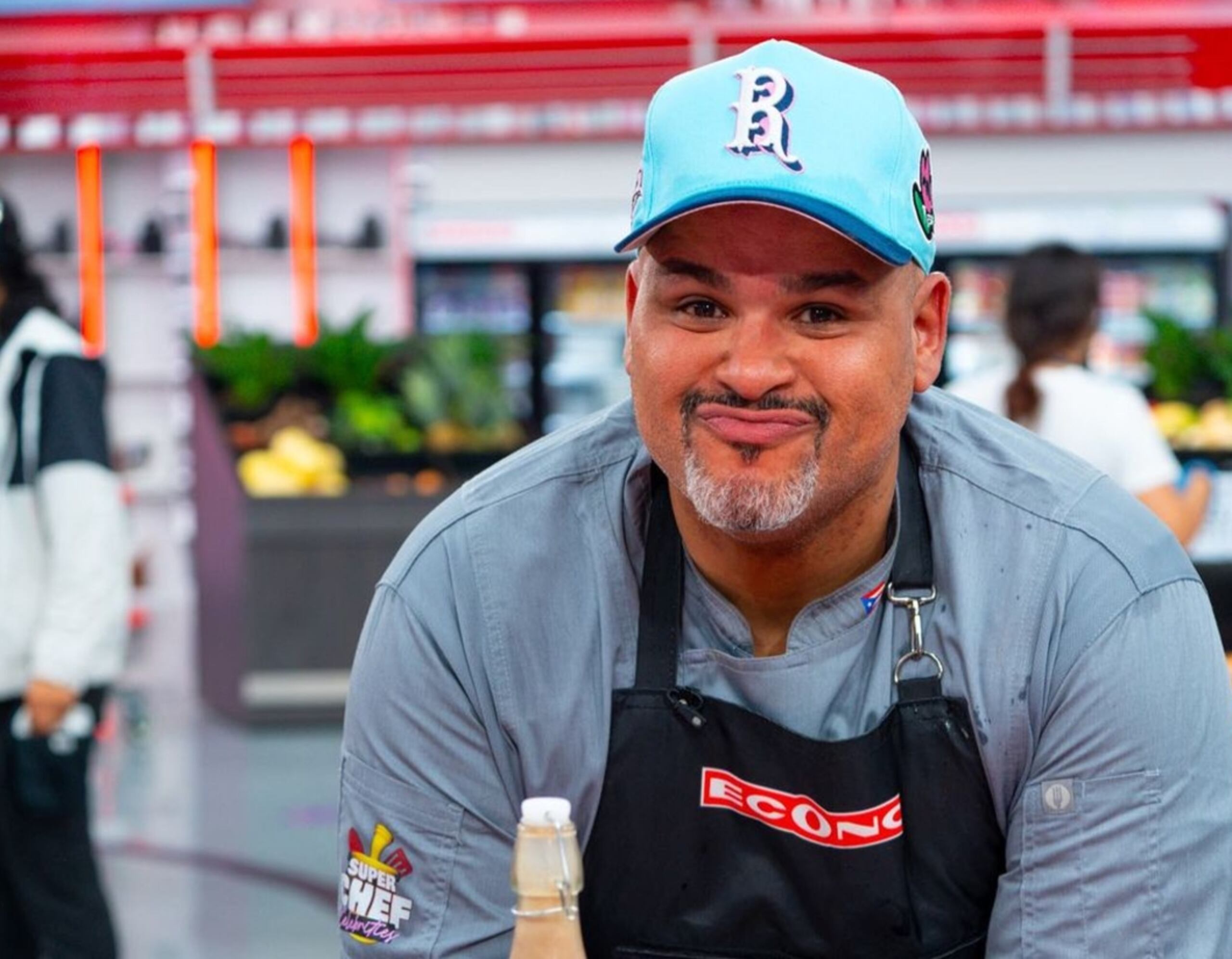 El locutor continúa en ruta por el gran premio de la competencia culinaria.