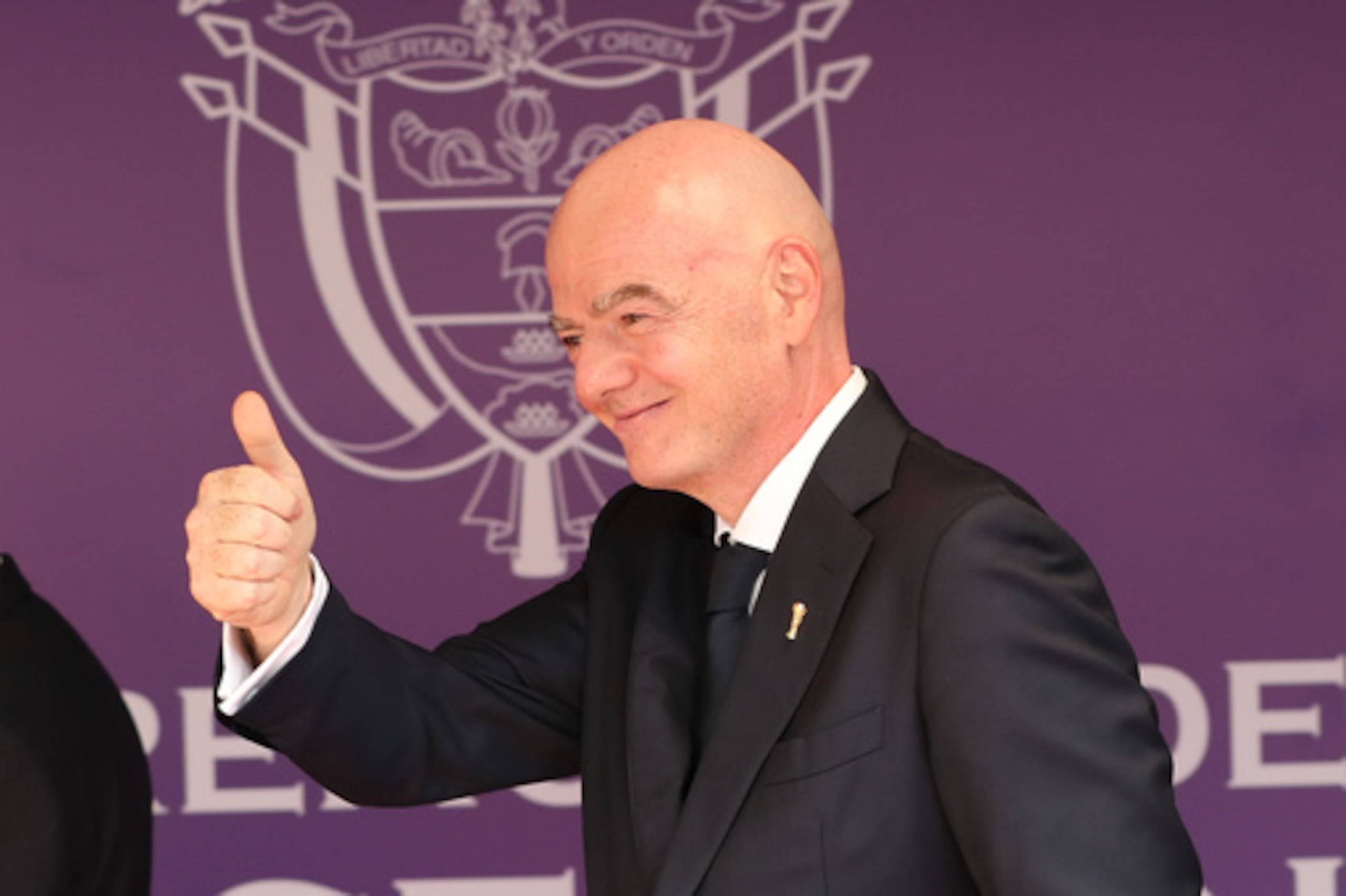 El presidente de la FIFA, Gianni Infantino, llega a Cali (Colombia) para asistir a la toma de posesión del nuevo presidente de Colombia, Abelardo de la Espriella, el viernes 7 de agosto de 2026. (Foto AP/Santiago Saldarriaga)