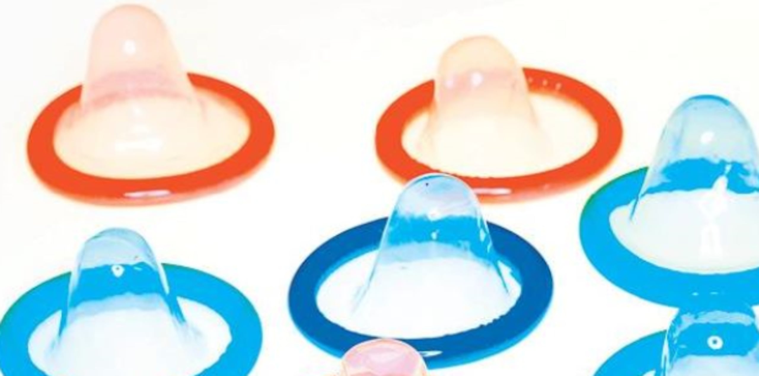 El condón es efectivo al  97% como anticonceptivo. (Archivo)