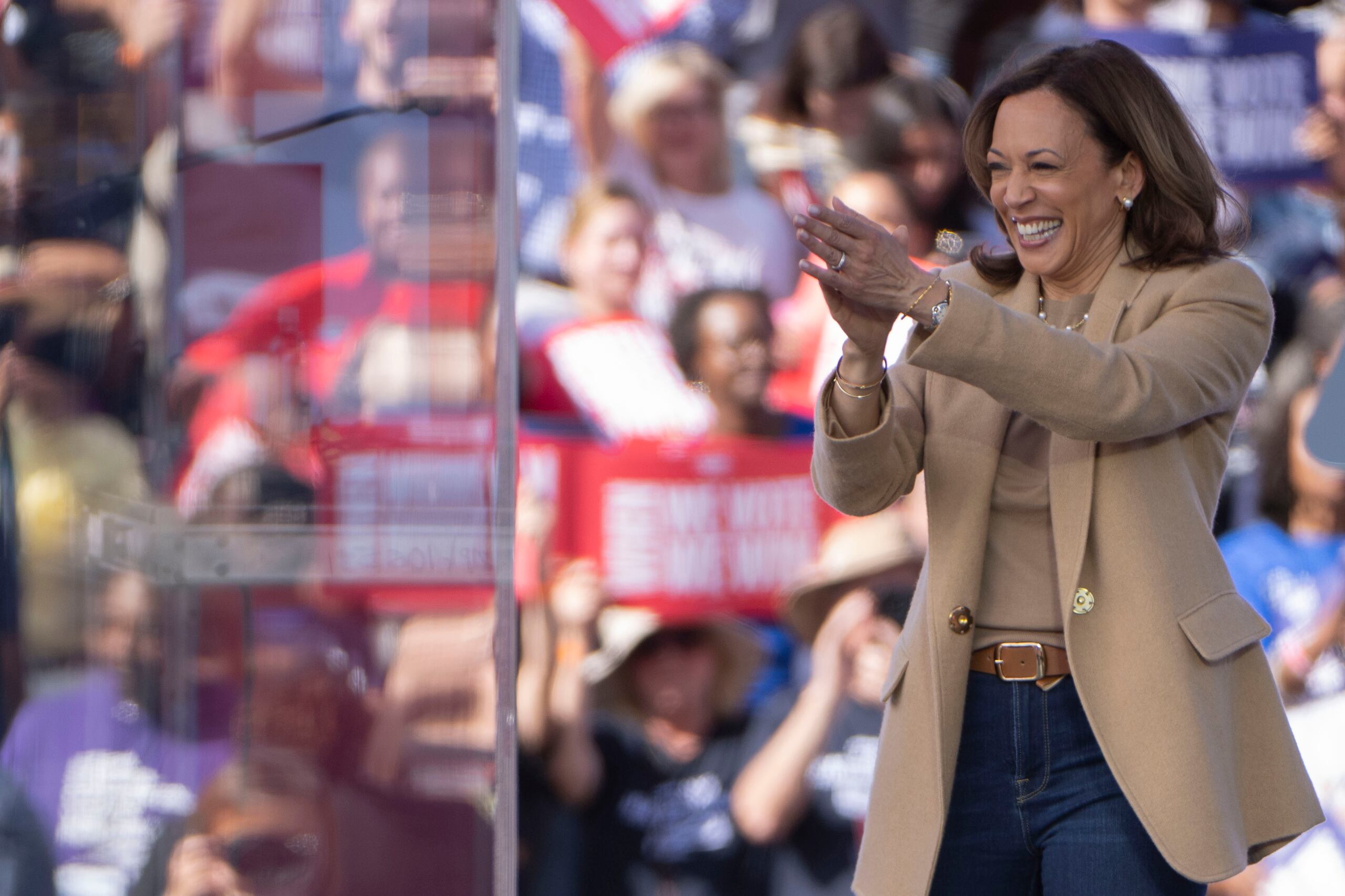 La vicepresidenta y candidata demócrata para la presidencia de Estados Unidos, Kamala Harris. (EFE/EPA/EDWARD M. PIO RODA)