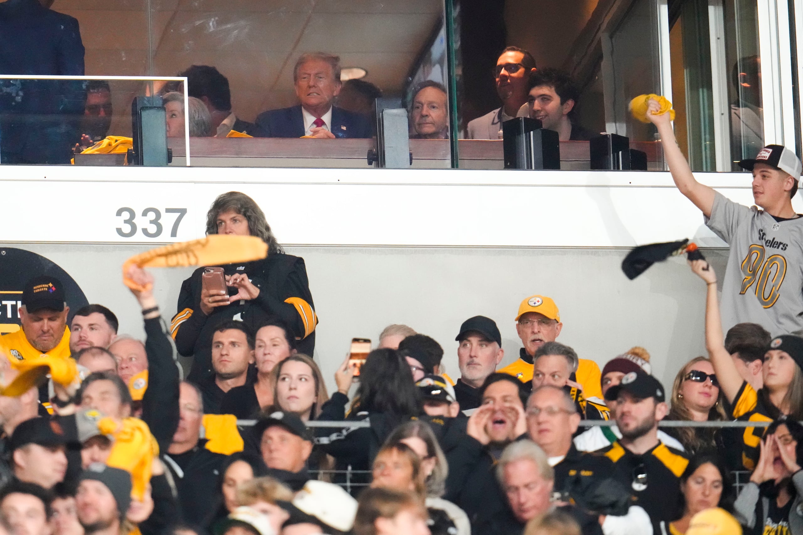Trump recibió el apoyo de los exSteelers Antonio Brown y Le'Veon Bell -ambos considerados villanos por la fanaticada de Pittsburgh.