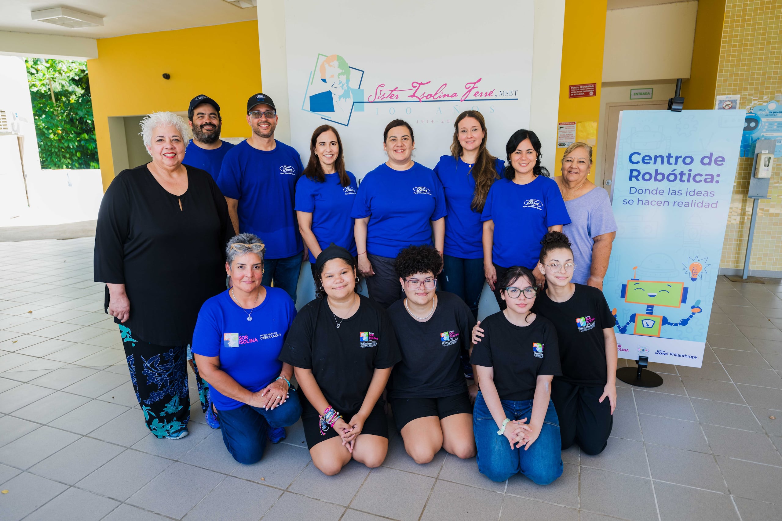 Estos Centros de Robótica en los Centros Sor Isolina Ferré complementarán el programa educativo del Ciencia Móvil, el laboratorio rodante de la organización que lleva educación STEM en un vehículo donado por Ford en 2017, y cuyo ciclo de talleres es apoyado por la empresa.
