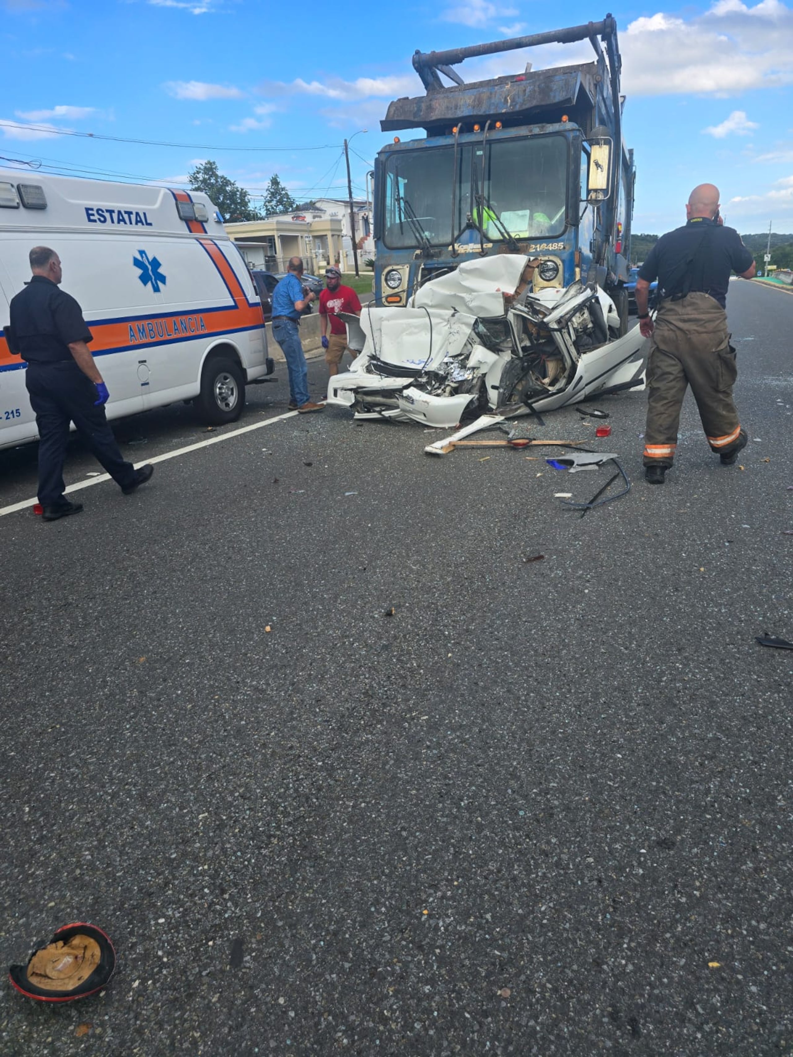 Una persona murió en un accidente de tránsito Accidente fatal en el kilómetro 96.7 de la carretera PR-2 en Quebradillas.