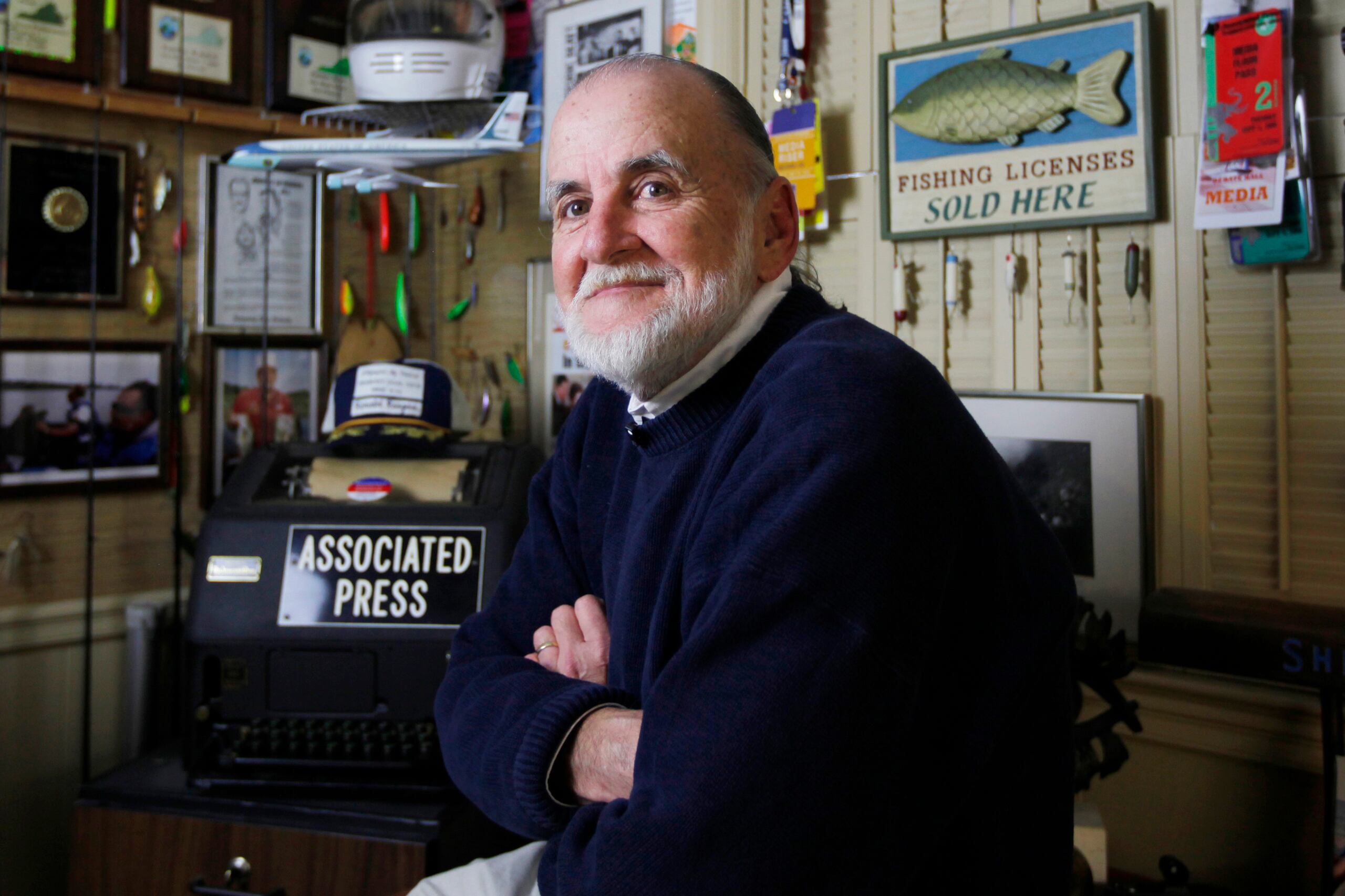 El laureado fotoperiodista, quien cubrió la Casa Blanca desde el 1980 hasta jubilarse en el 2009, falleció el viernes por la noche en Virginia, a los 77 años.