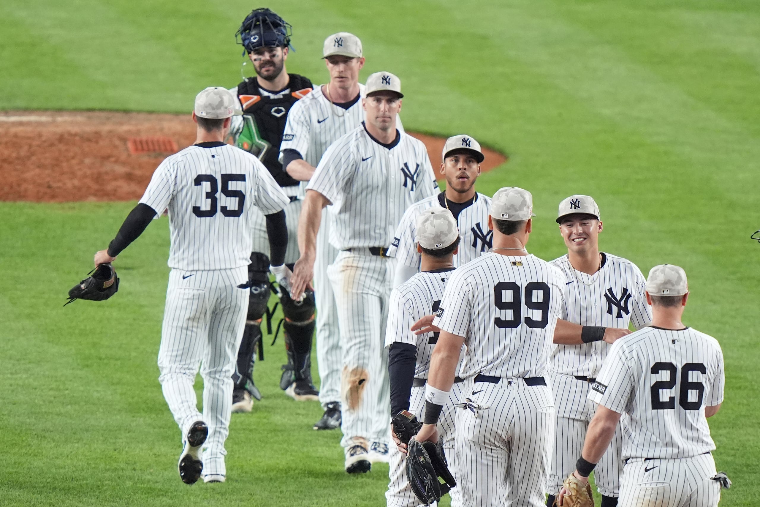 Los Yankees se llevaron dos de tres partidos en el Bronx.
