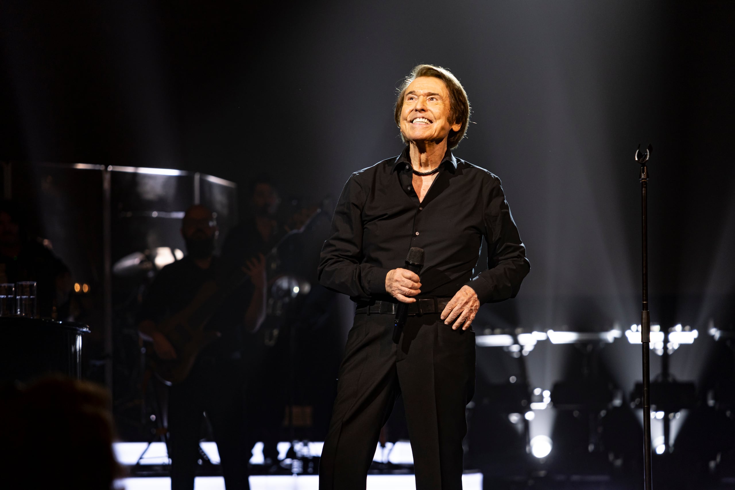 Raphael regresa al Coca Cola Music Hall para cantarle a nuestras madres en su día.