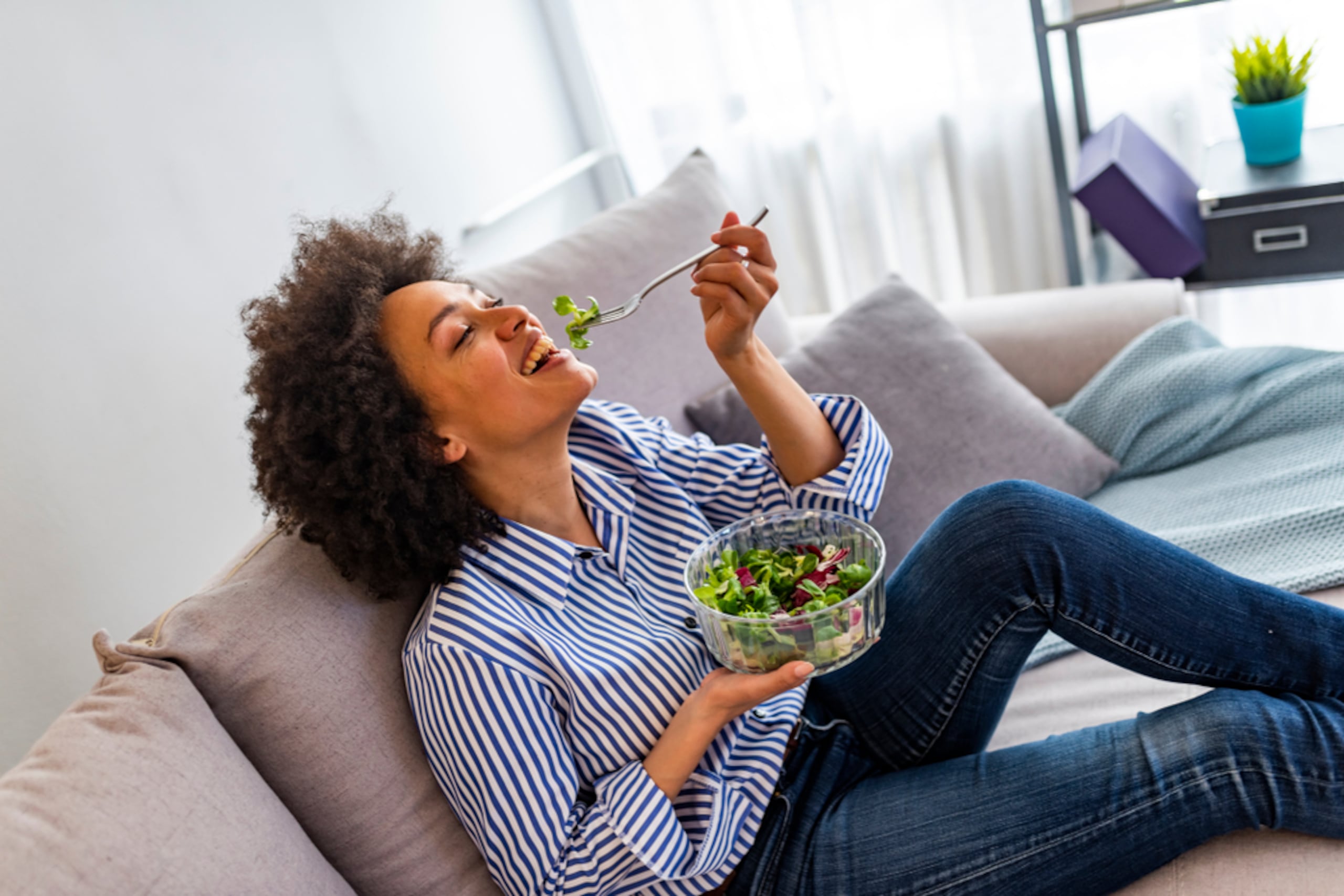 Los carbohidratos más saludables los encontramos en las frutas y vegetales y demás productos con alto contenido de fibra.