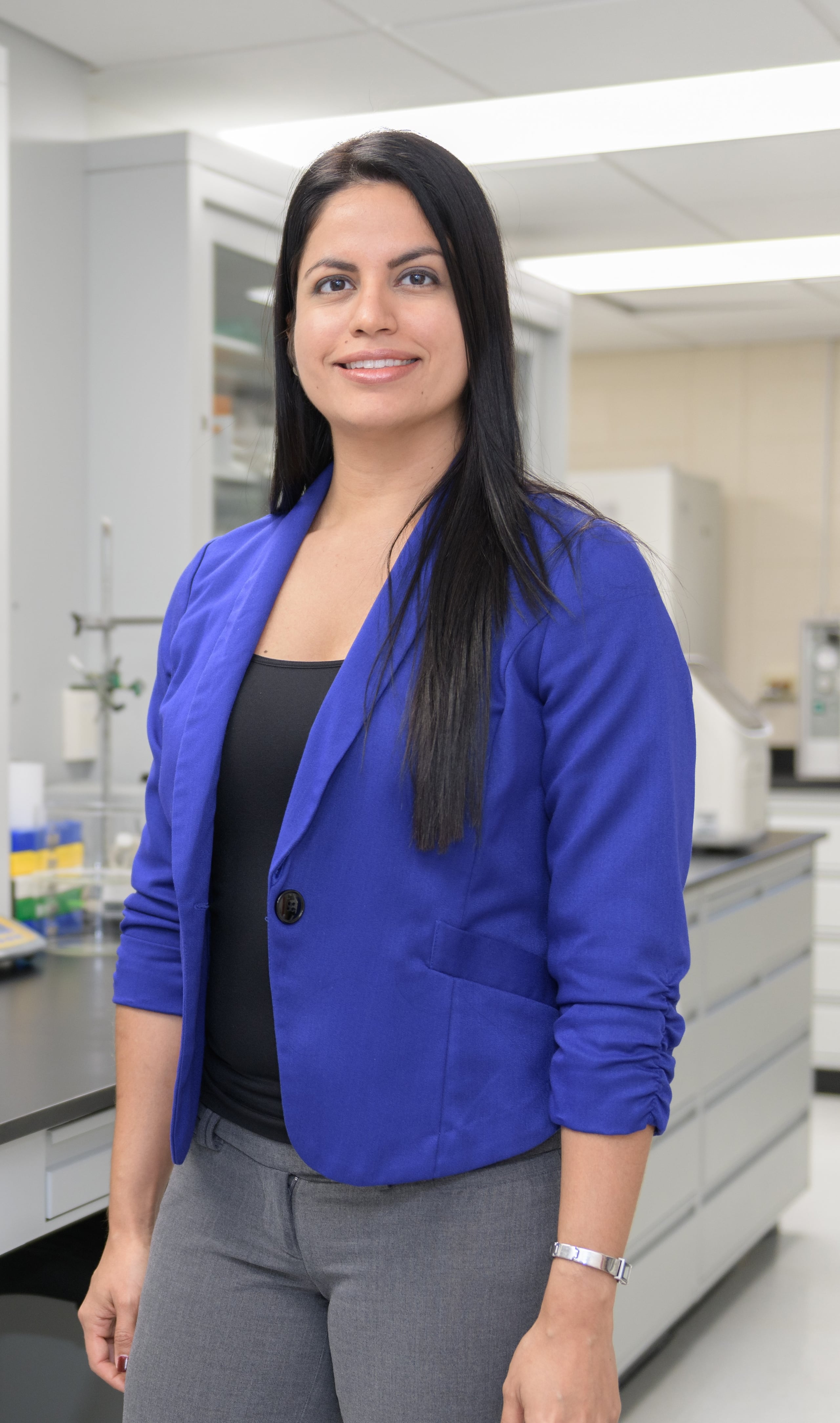La doctora Maribella Domenech García, profesora del Recinto Universitario de Mayagüez de la UPR.