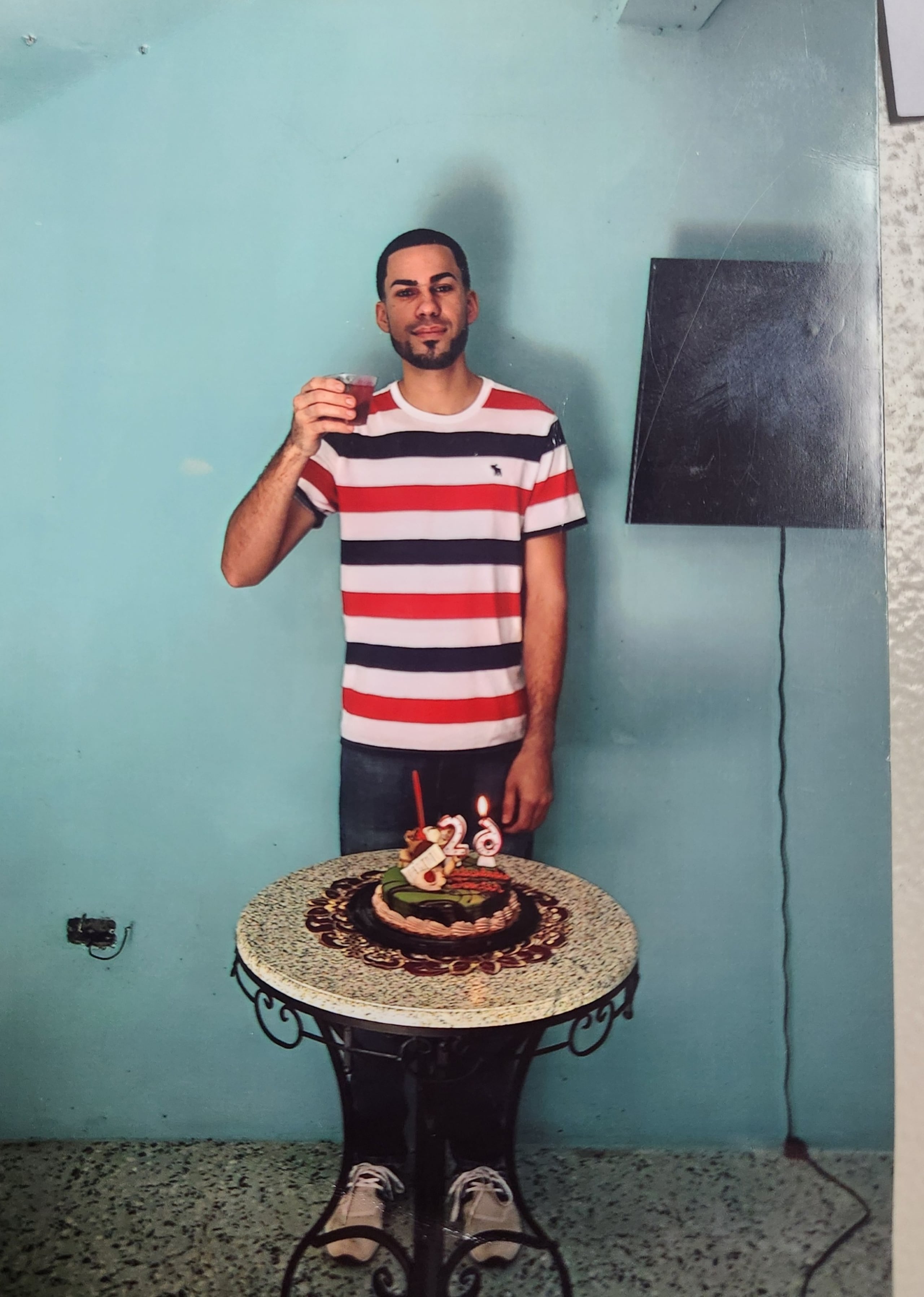 Javier Bonet Sánchez de 31 años, está desaparecido desde el sábado, 28 de julio, cuando salió de su residencia en el barrio Cruces, en Rincón.