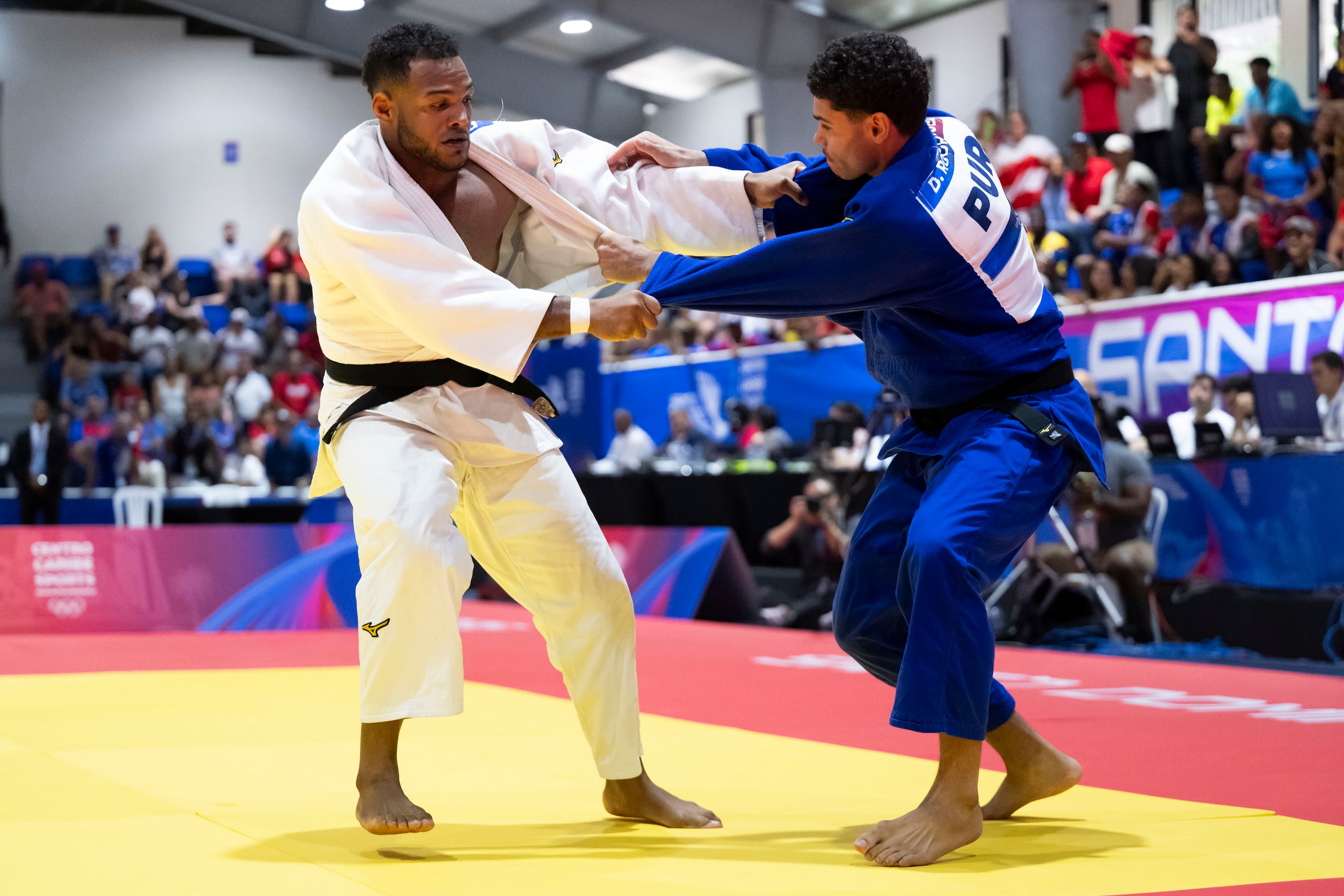 En sus primeros Juegos centroamericanos y del Caribe, Derik Rodríguez cayó en la final ante el experimentado Robert Florentino, de República Dominicana.