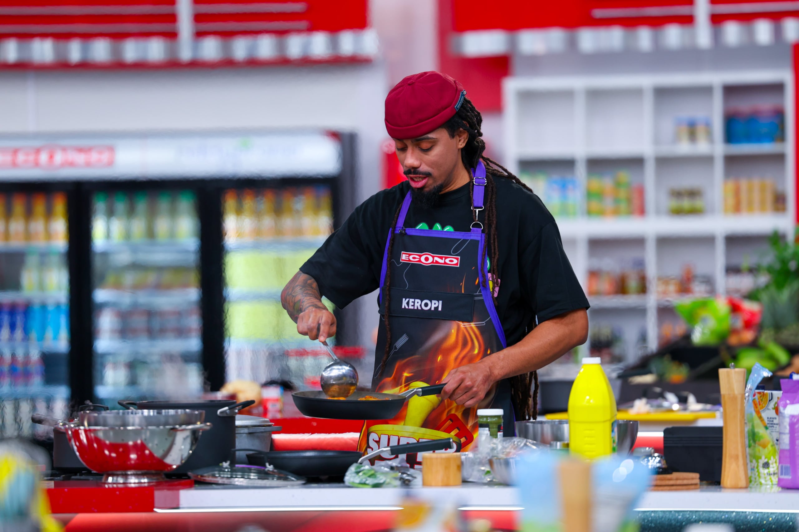 Keropi Sánchez no logra salir de la "Línea de Fuego" de "Super Chef Celebrities".