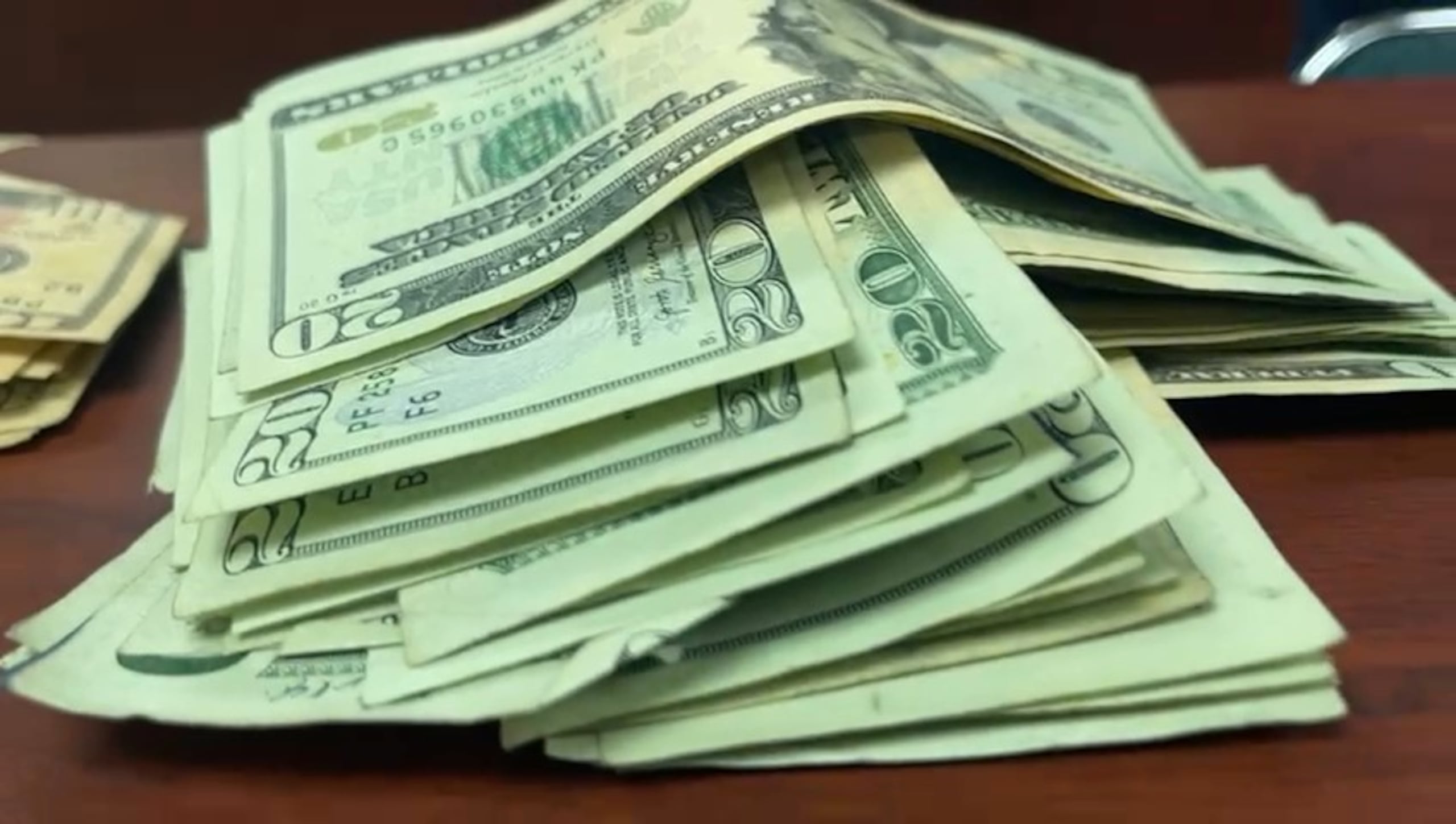 La propuesta busca devolver a los contribuyentes el por ciento que se proyectaba dar con la reforma contributiva. (Archivo / GFR Media)