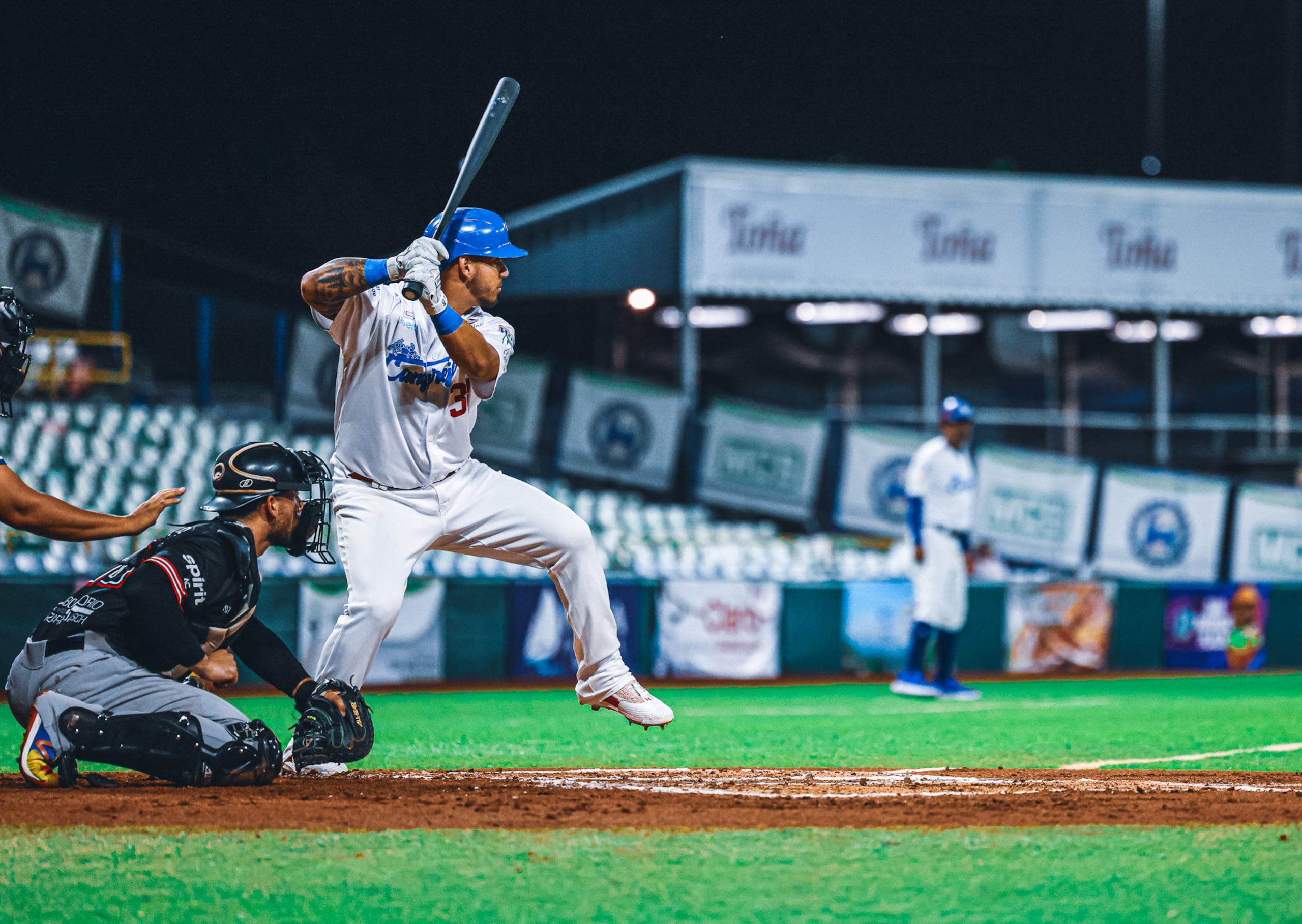 Los Cangrejeros de Santurce mejoraron su récord a 7-2.