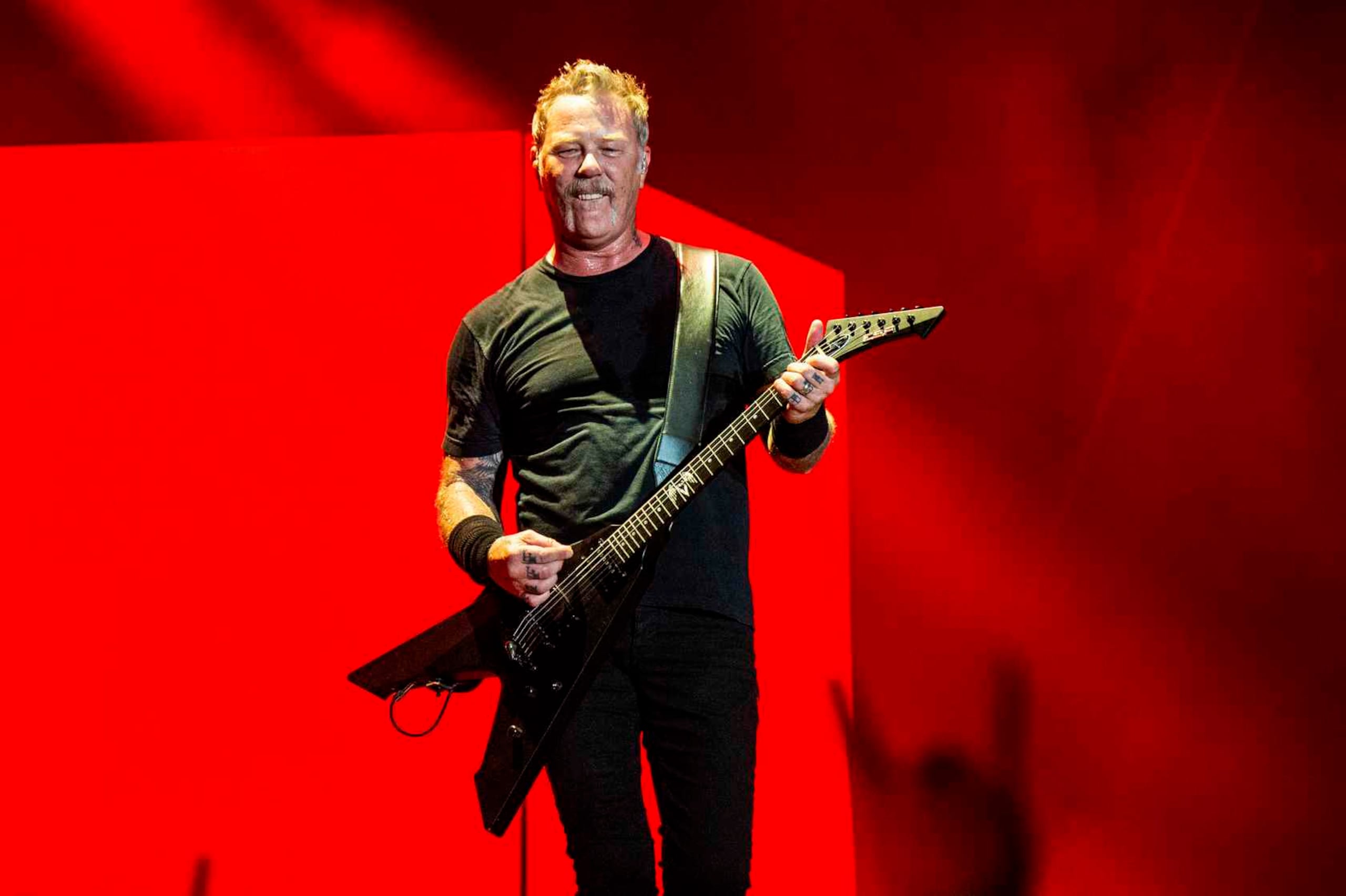 James Hetfield, vocalista de Metallica, durante una actuación en el segundo día del segundo fin de semana del Festival Musical Austin City Limits, en Austin, Texas. (Amy Harris/Invision/AP)