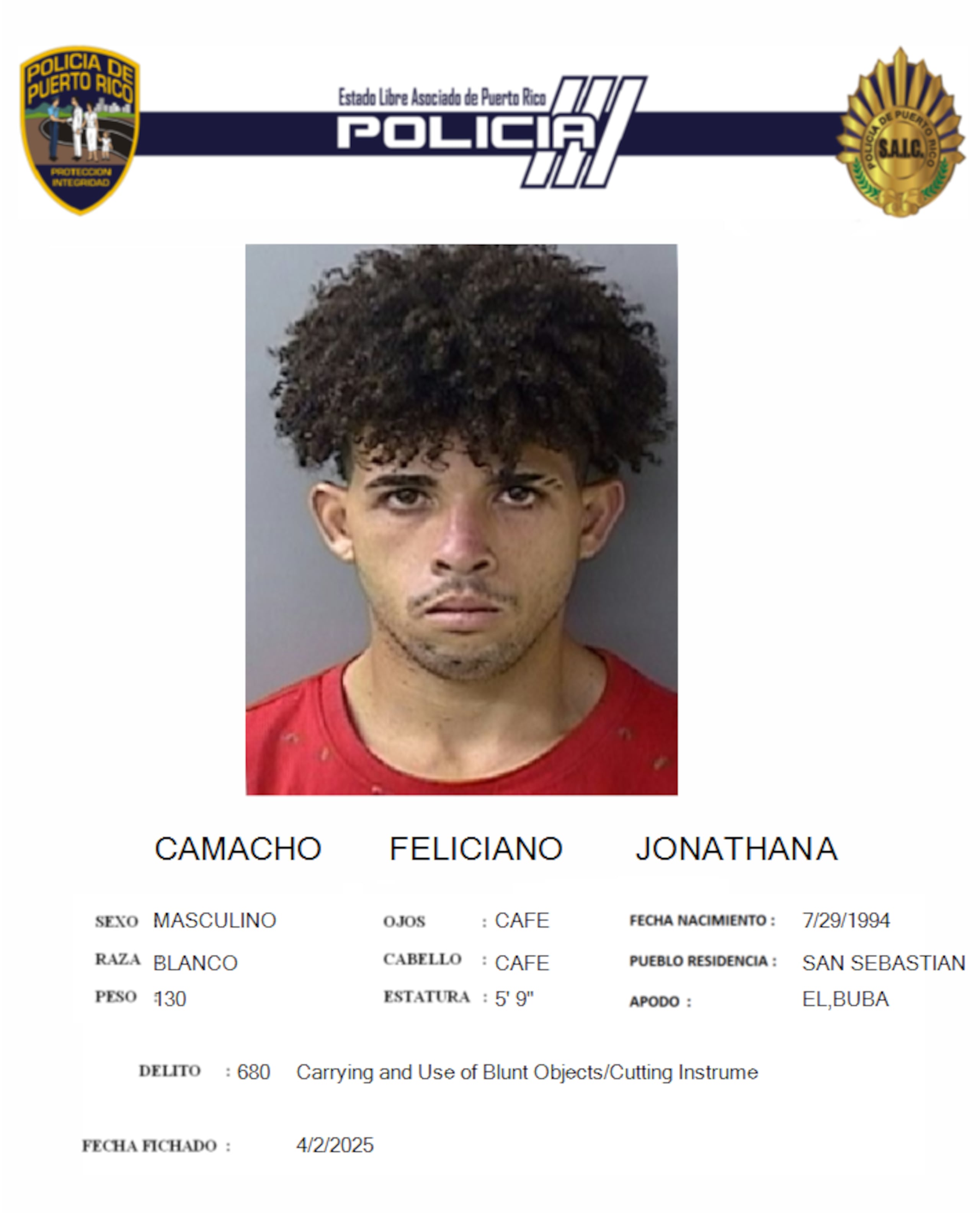 Jonathan Camacho Feliciano de 30 años, fue acusado por robo, escalamiento, maltrato a personas de edad avanzada y maltrato a persona de edad avanzada mediante amenaza, contra sus padres de crianza.