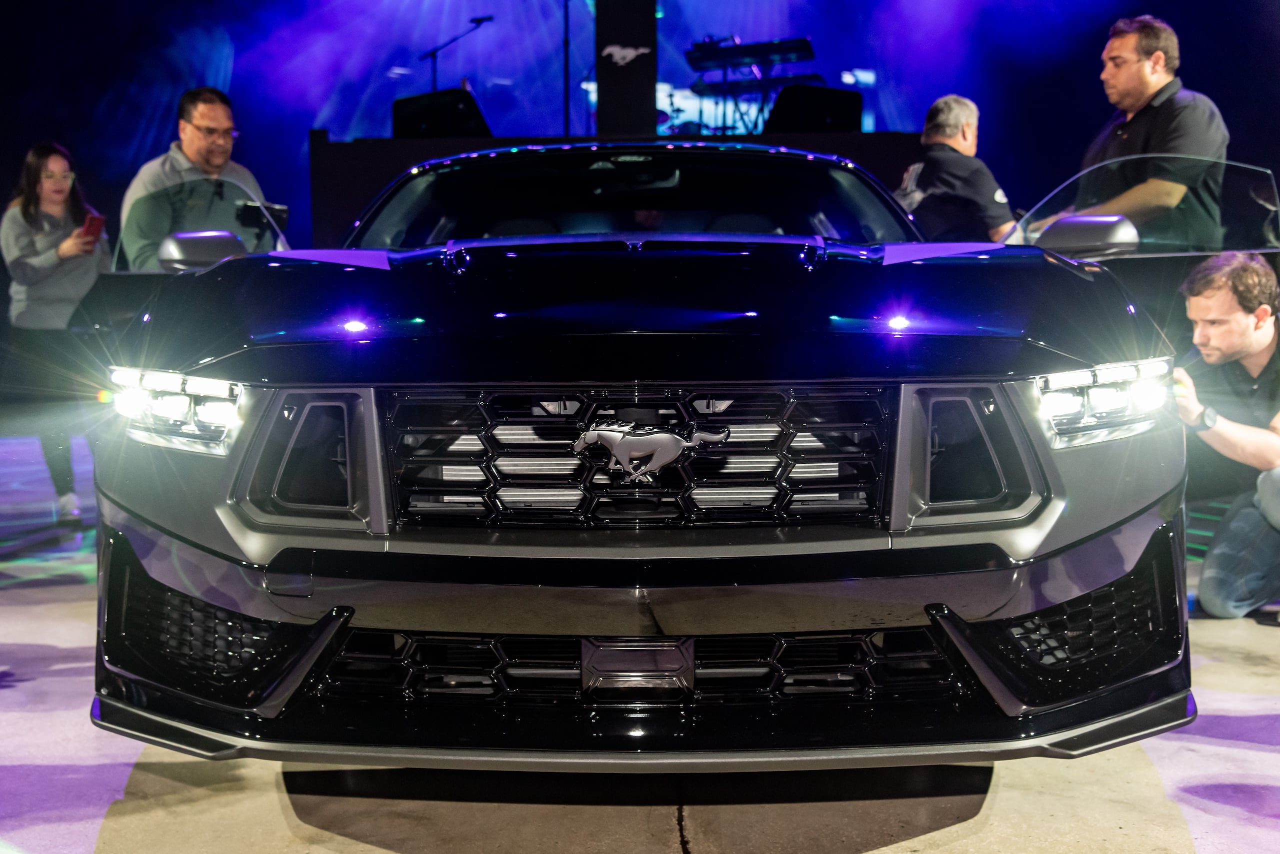 El nuevo Mustang busca sacarte de la rutina y ayudarte a vivir momentos divertidos y emocionantes mientras lo estás guiando.