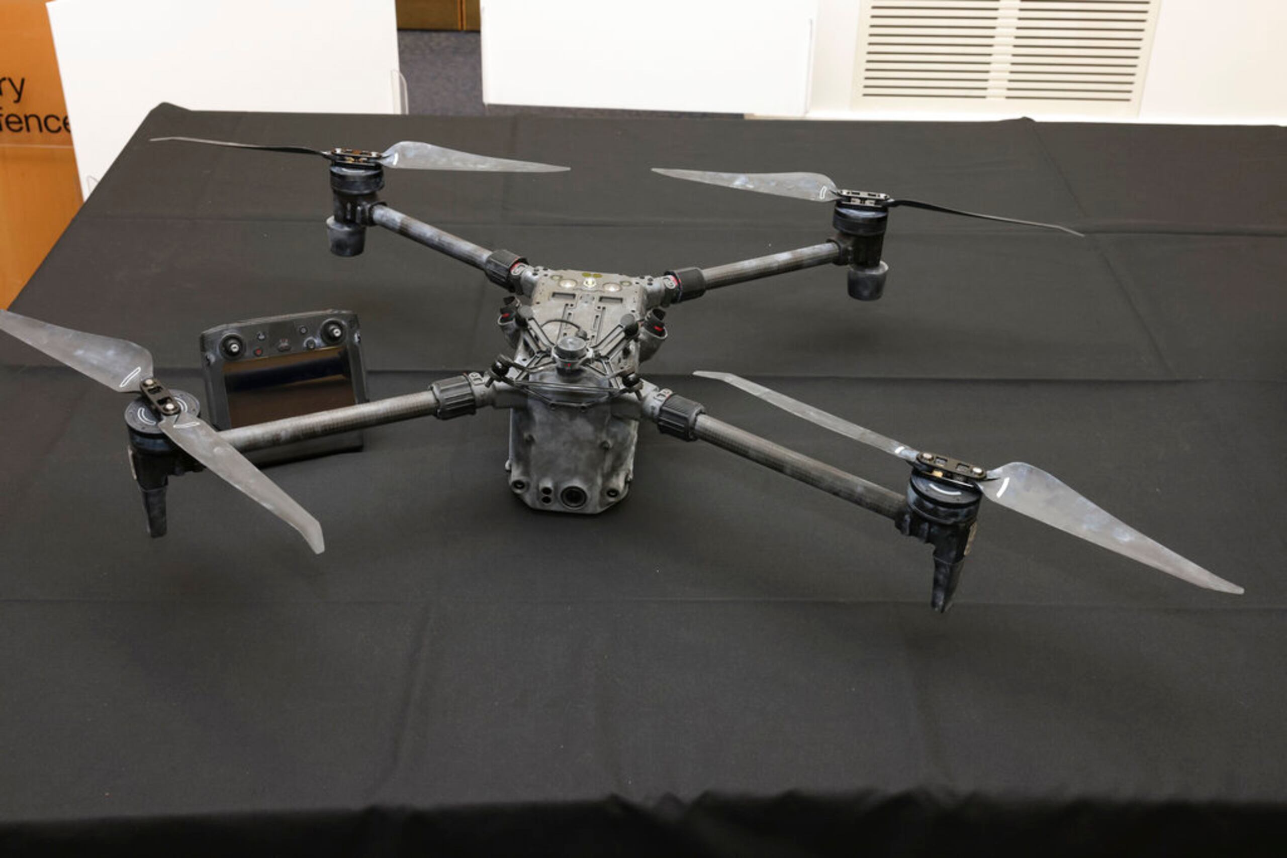 Los pobladores y el alcalde del municipio Buenavista, Sergio Báez, denunciaron cuatro ataques de drones con explosivos esta semana.