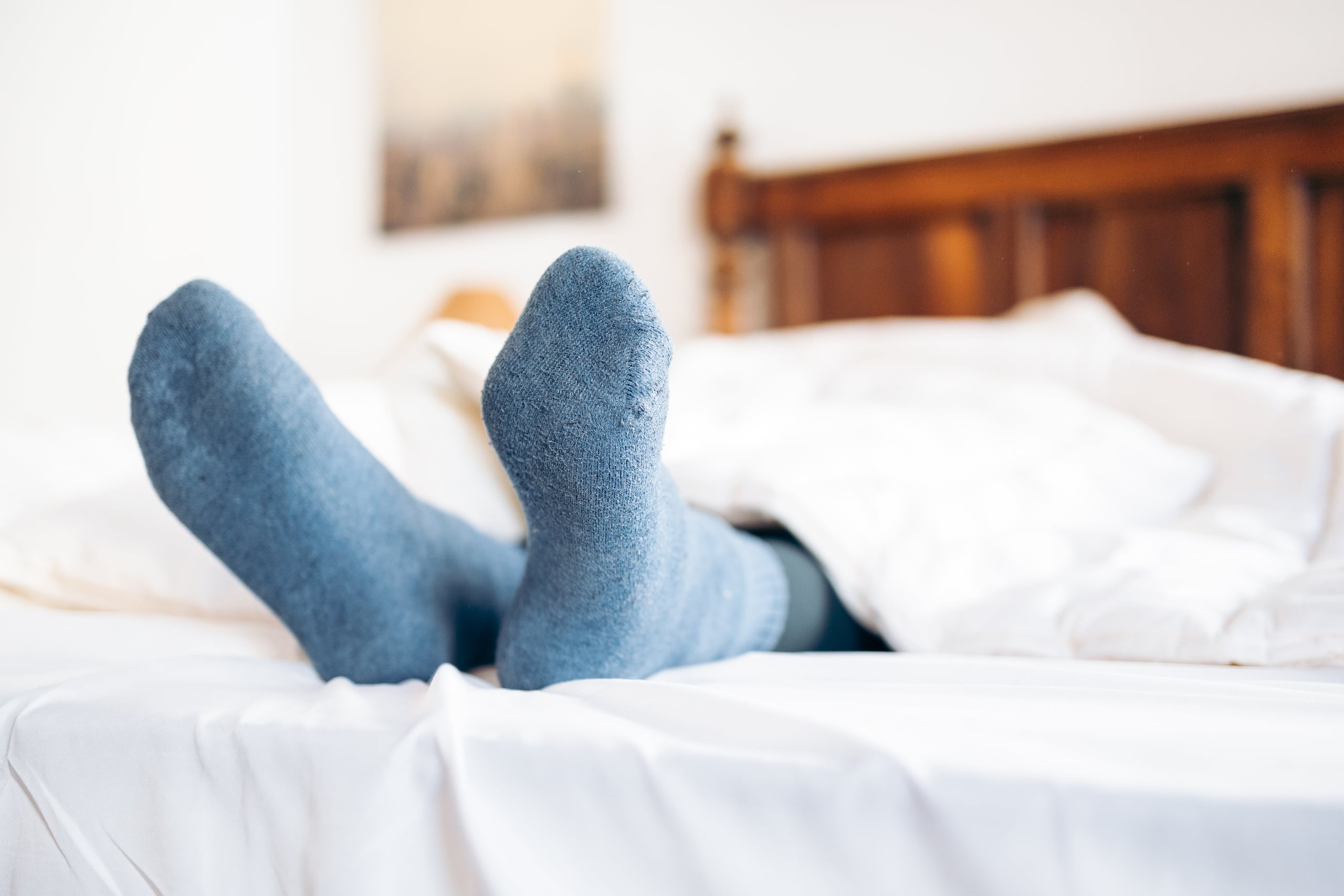 Dormir entre siete y ocho horas facilita que el cerebro procese mejor la información y consolide los recuerdos.