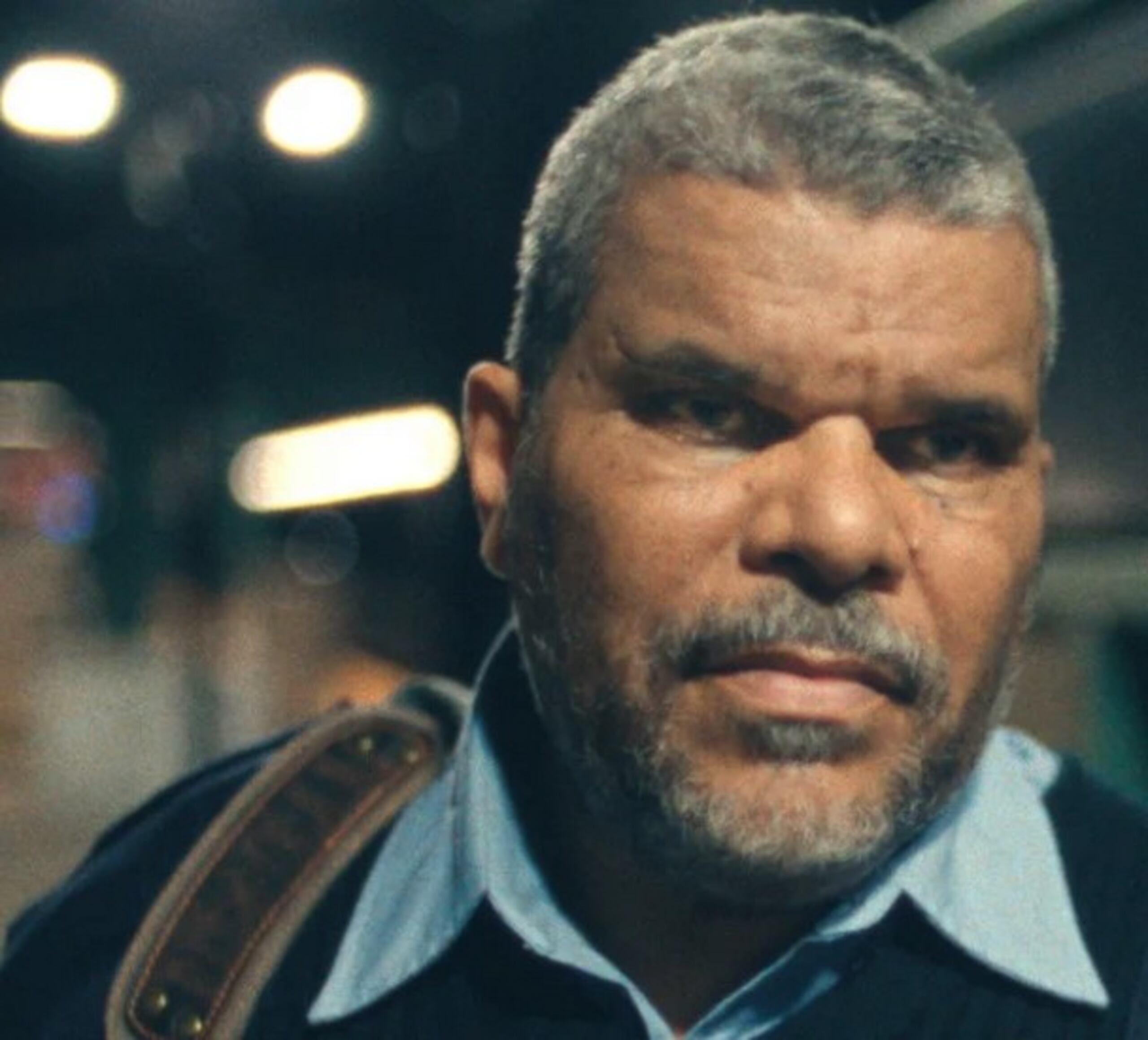 Luis Guzmán, Story Ave.