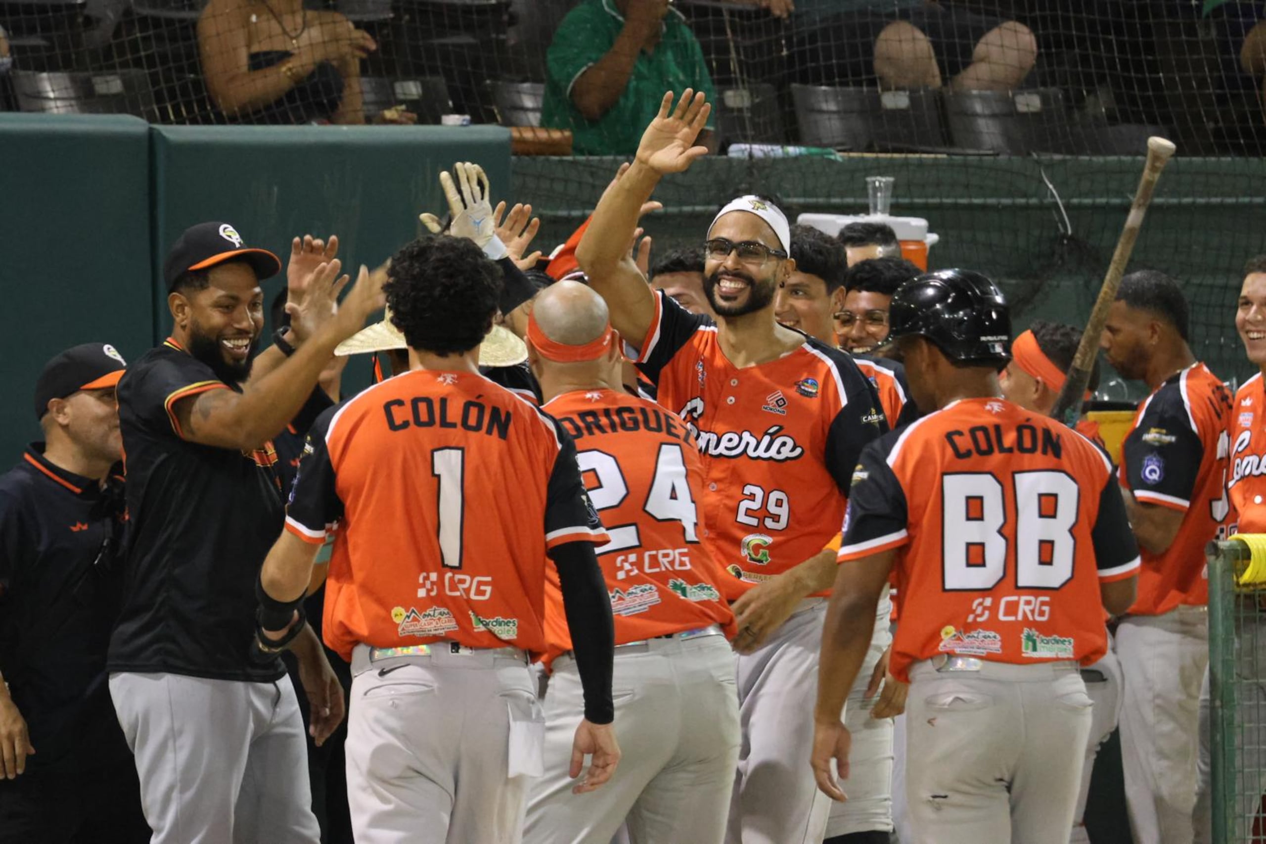 Los Pescadores del Plata celebran su triunfo.