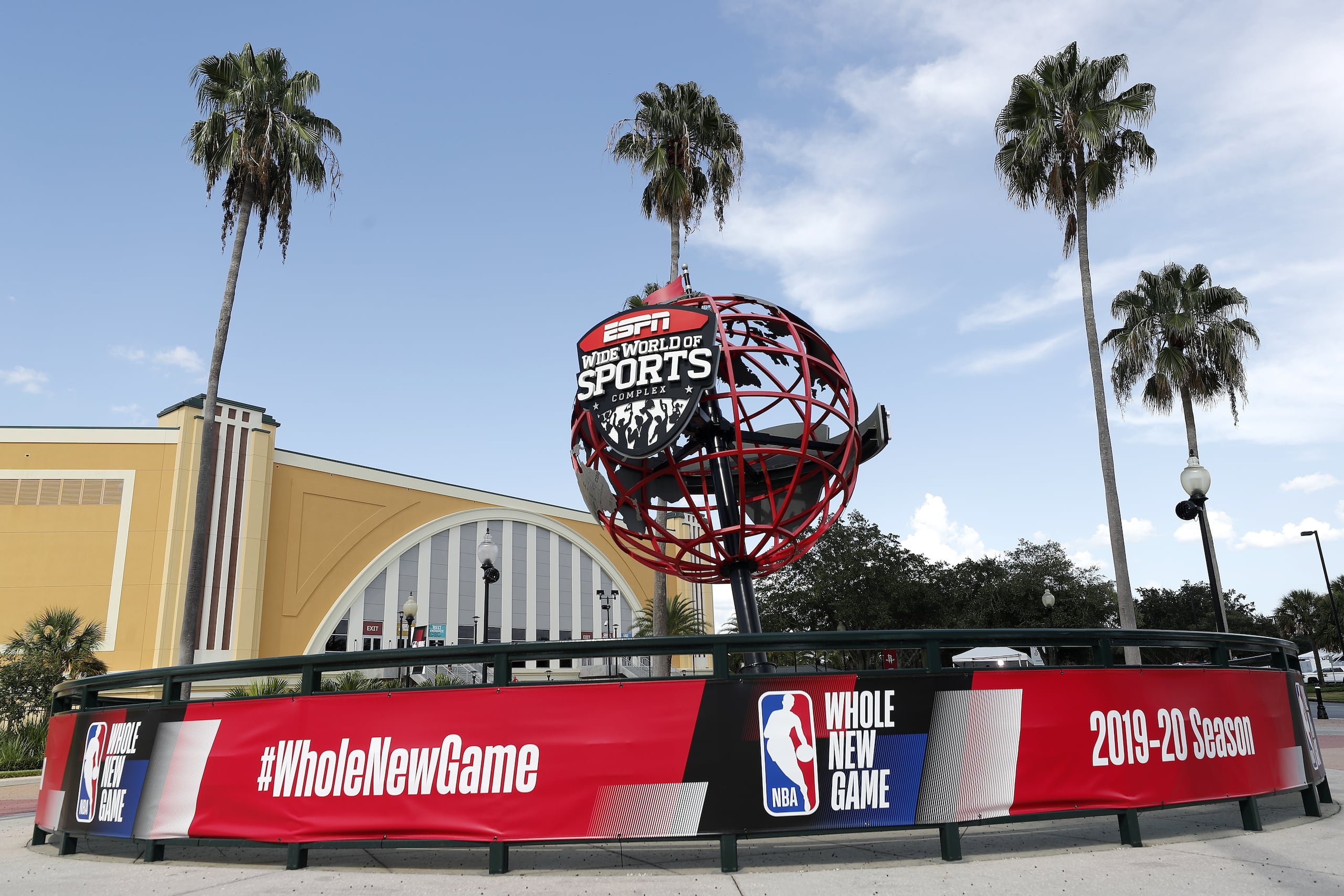 Las estatuillas logradas de forma fraudulenta han sido devueltas por ESPN a los organizadores de los Emmy.