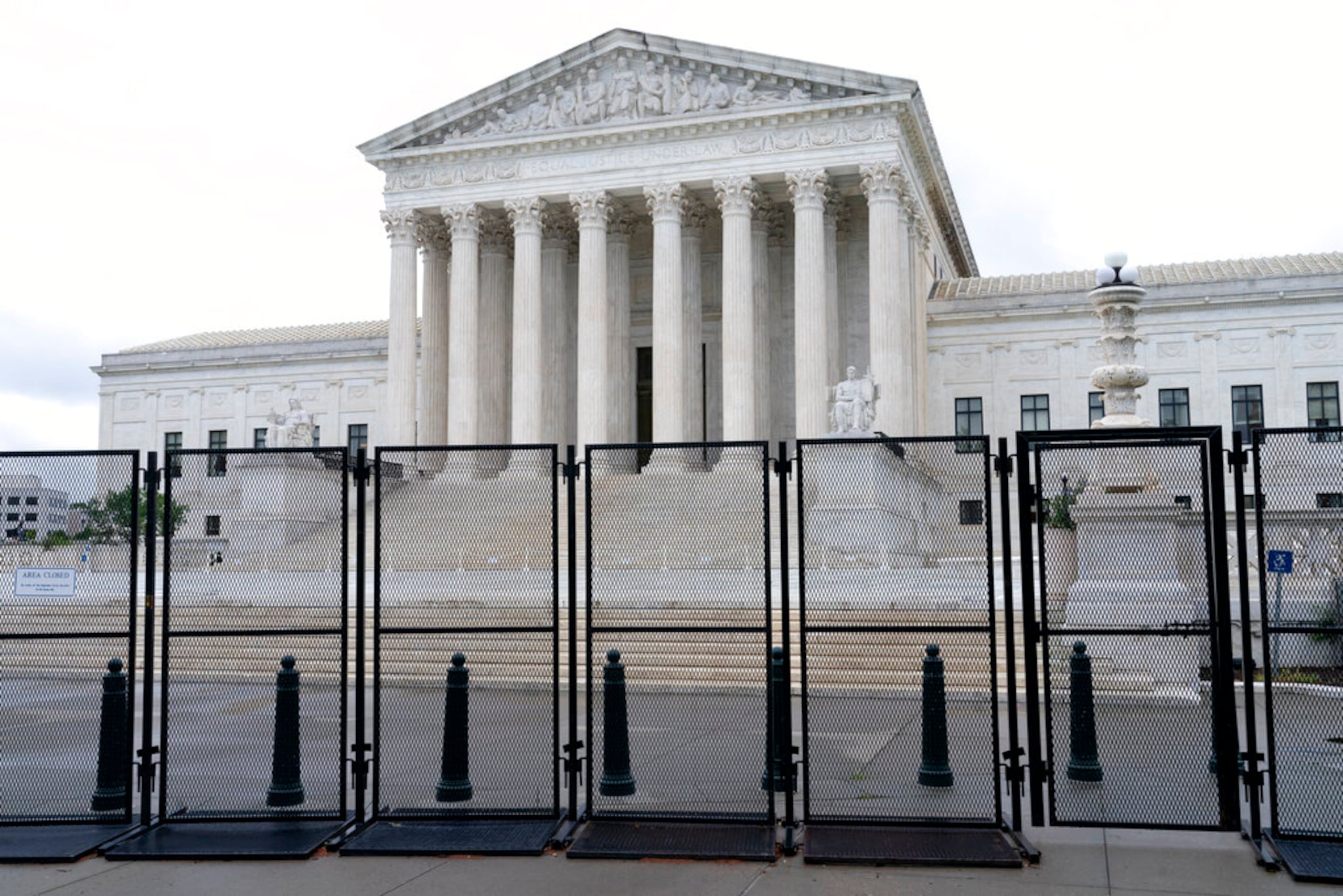 Varios jueces han recibido críticas por regalos recibidos.