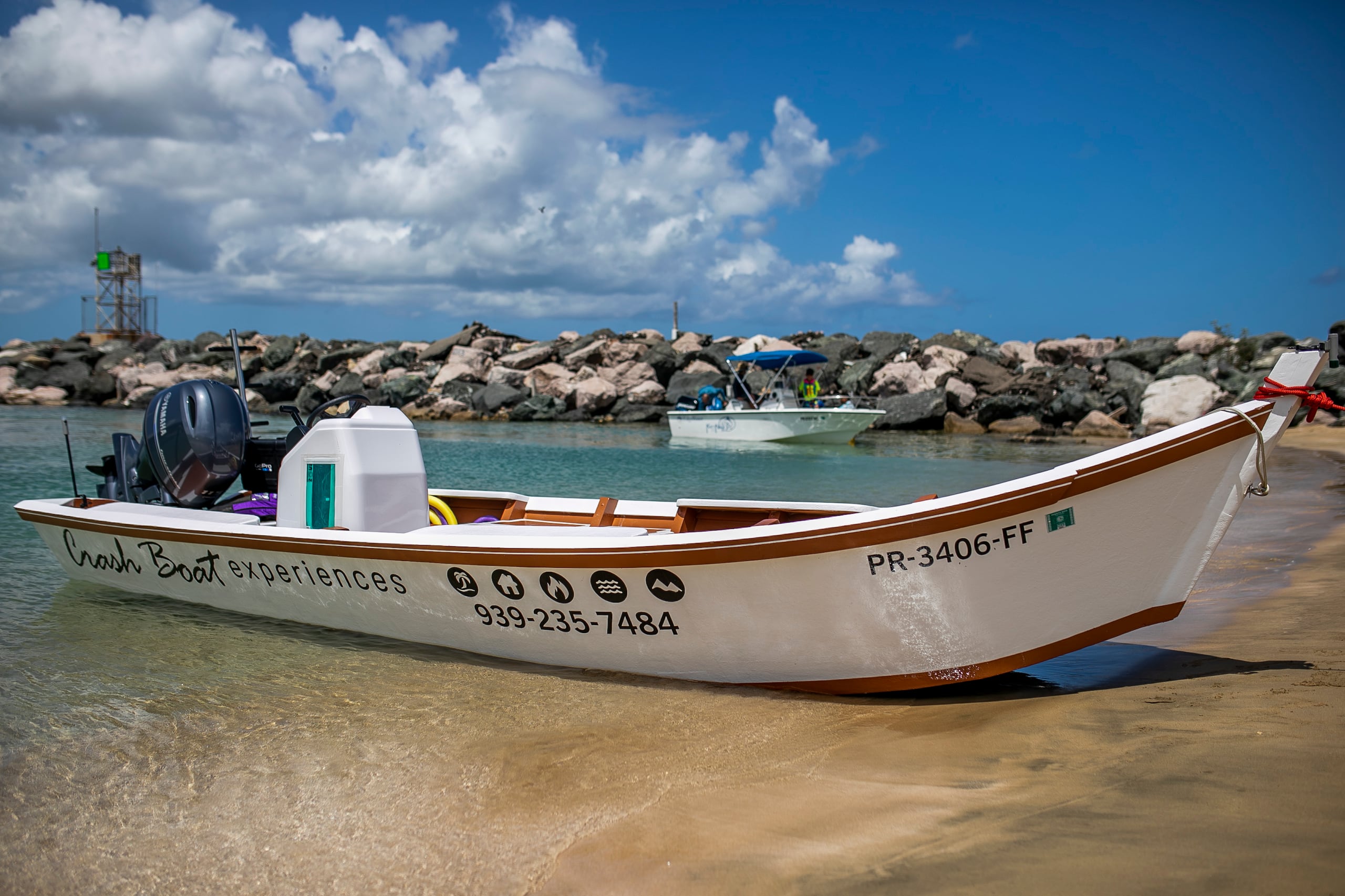 Los pescadores en el área del Rompeolas de Aguadilla a menudo encaran dificultades para acceder de manera segura, así como la obstrucción del canal de navegación por actividades recreativas.