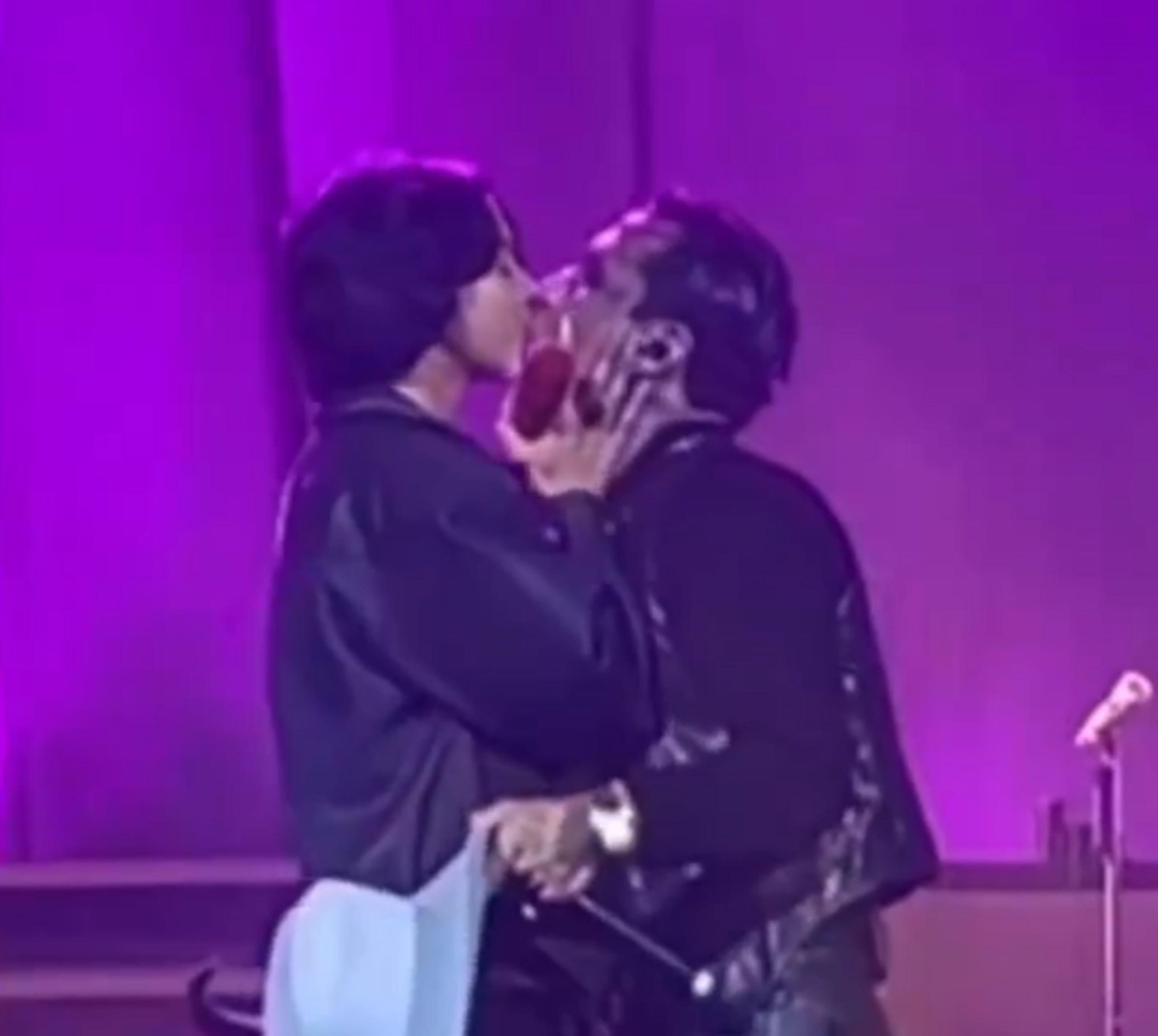 Christian Nodal y Ángela Aguilar