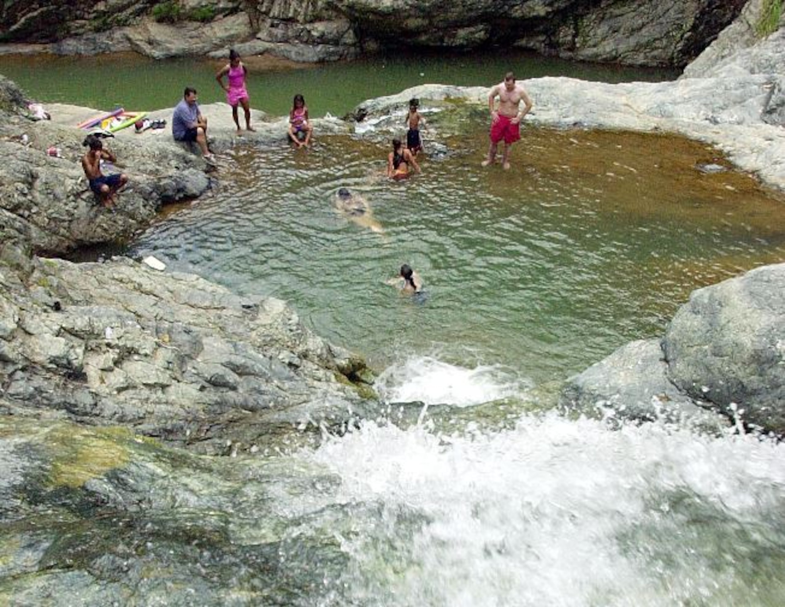 Charco el Ataúd en Adjuntas.