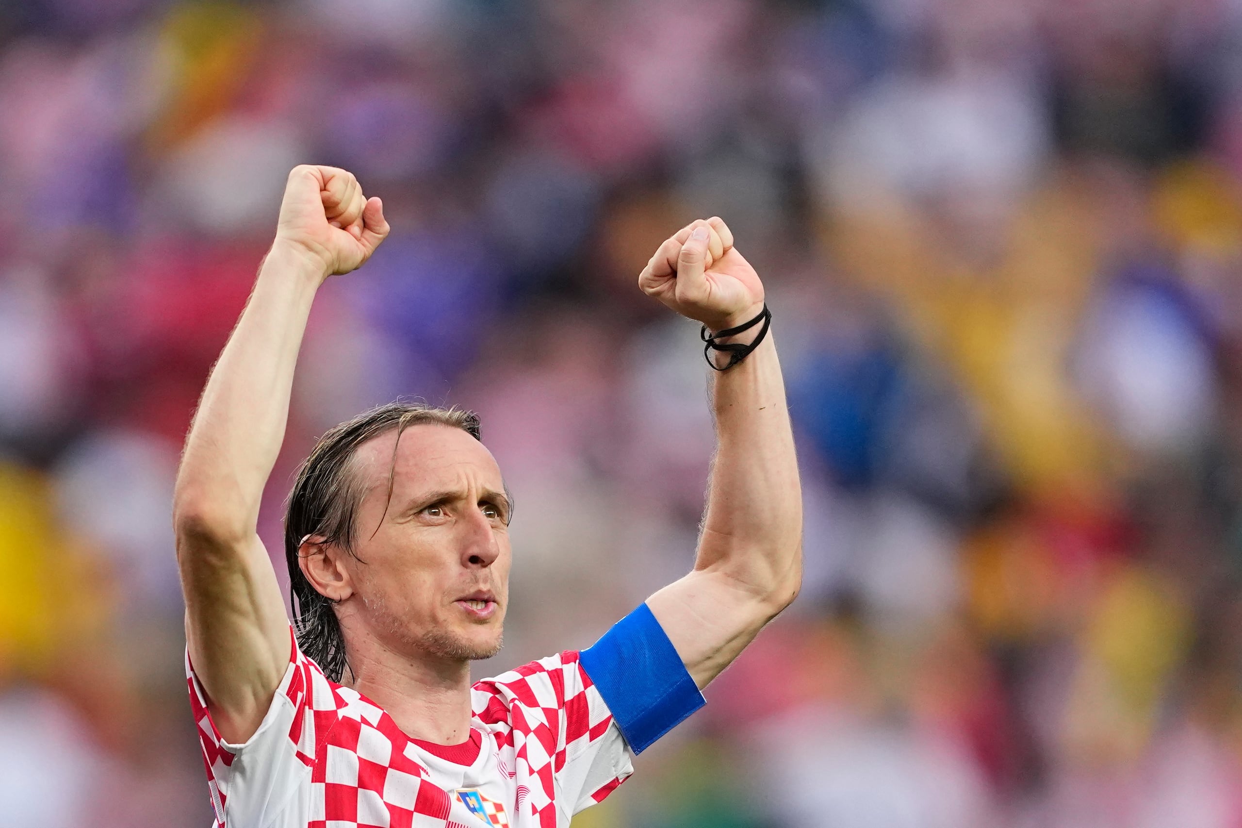 Luka Modric festeja la victoria de Croacia sobre Ghana en el Mundial.