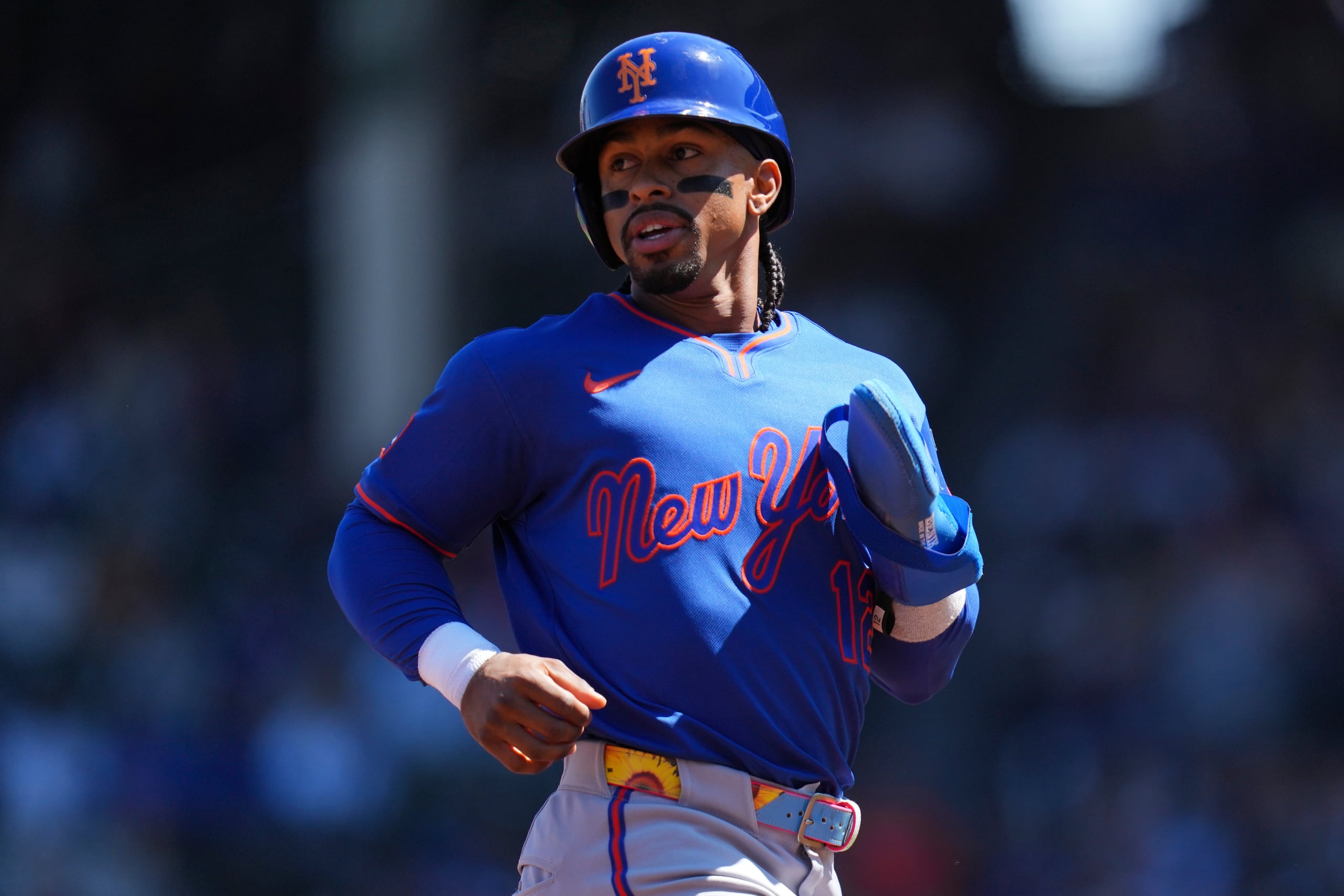 Francisco Lindor en un duelo frente a los Cubs.